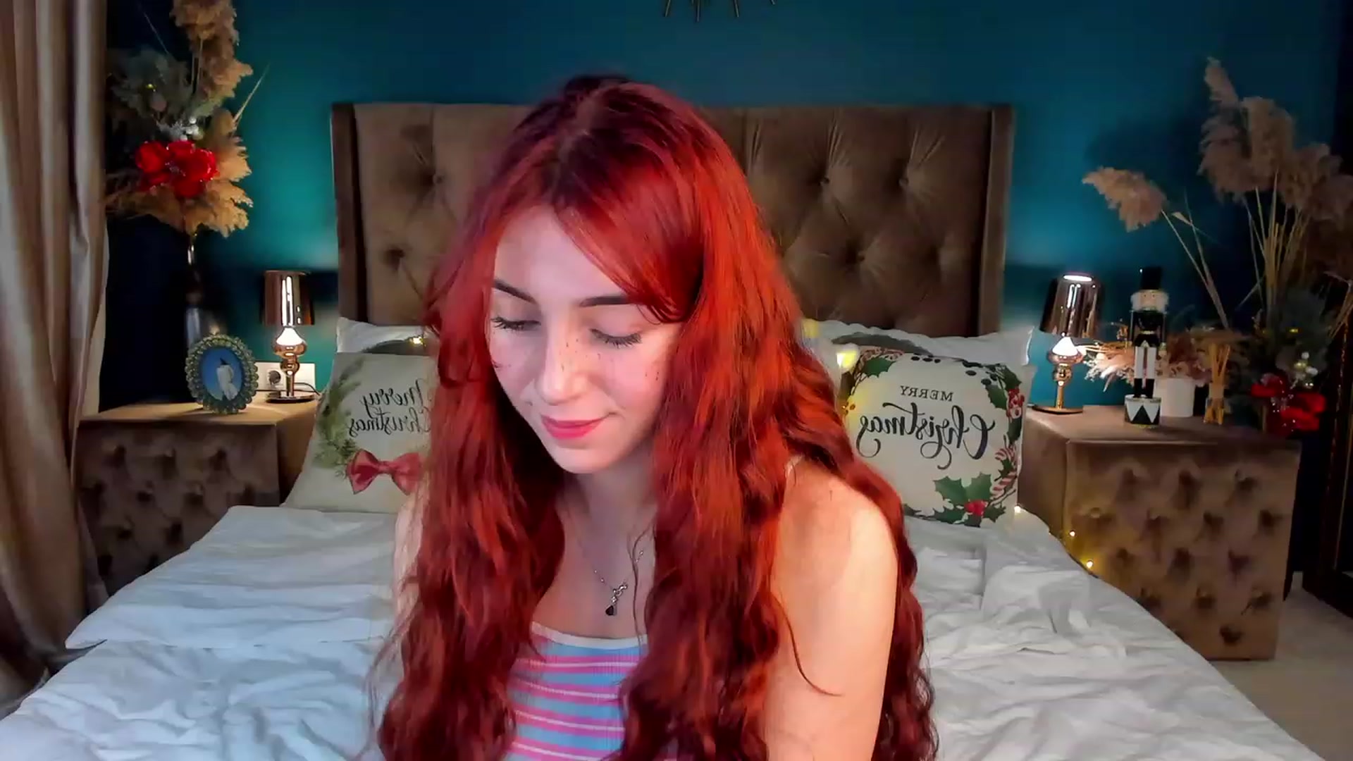 Gallery image thumbnail from ElsaYoung's myfreecams stream on, 12/15/2023, 16:15 image 15 of 20