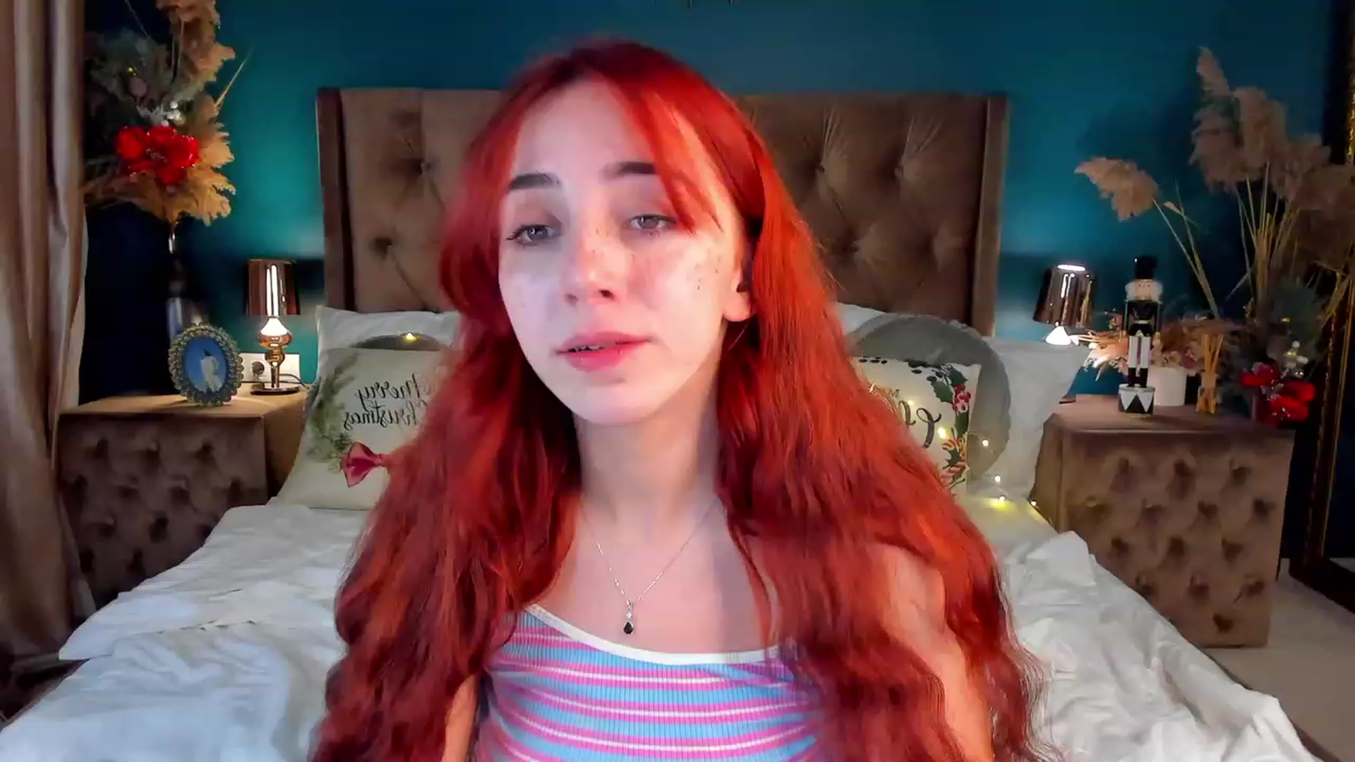 Gallery image thumbnail from ElsaYoung's myfreecams stream on, 12/15/2023, 20:23 image 5 of 20