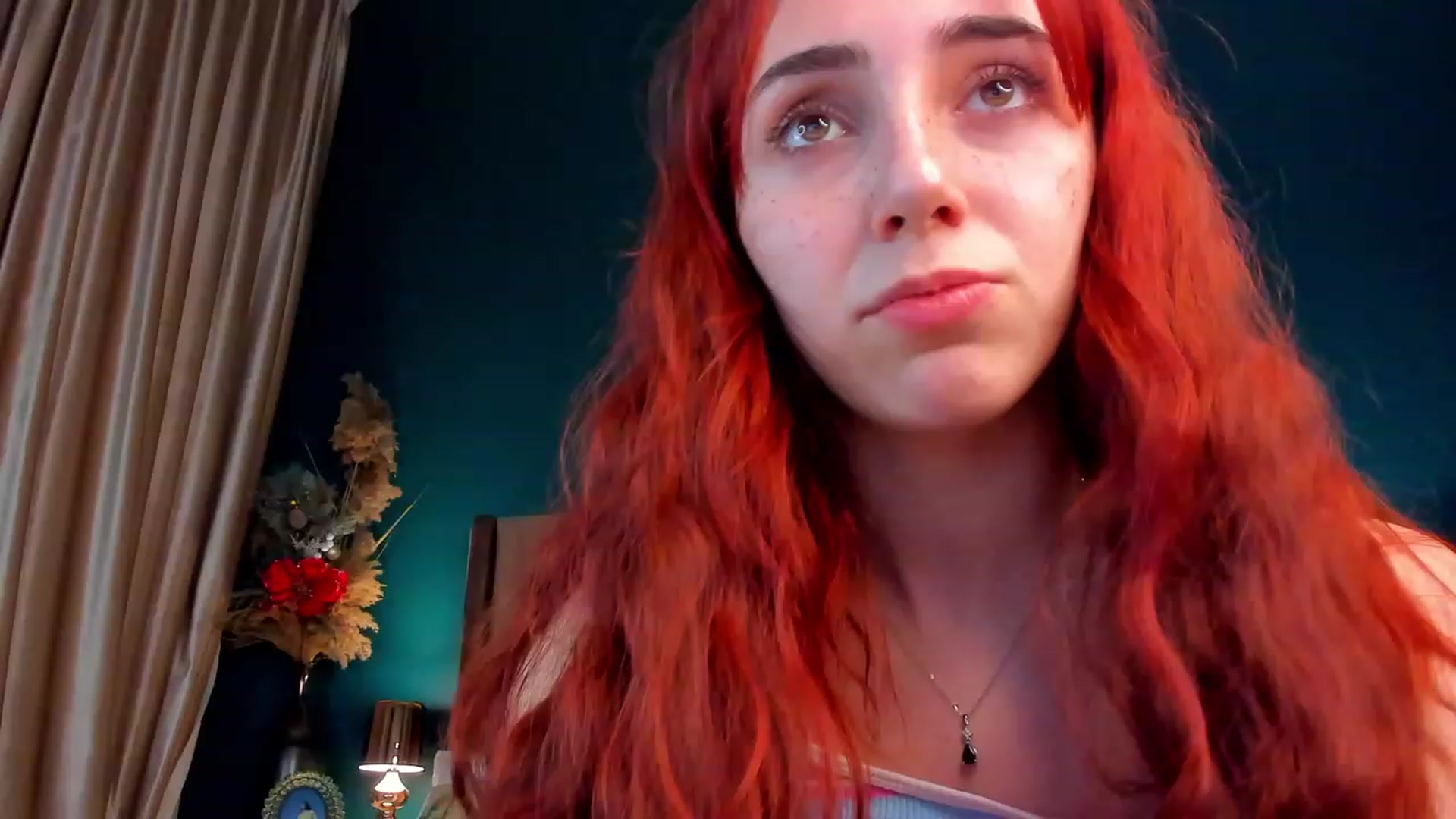 Gallery image thumbnail from ElsaYoung's myfreecams stream on, 12/15/2023, 20:23 image 10 of 20