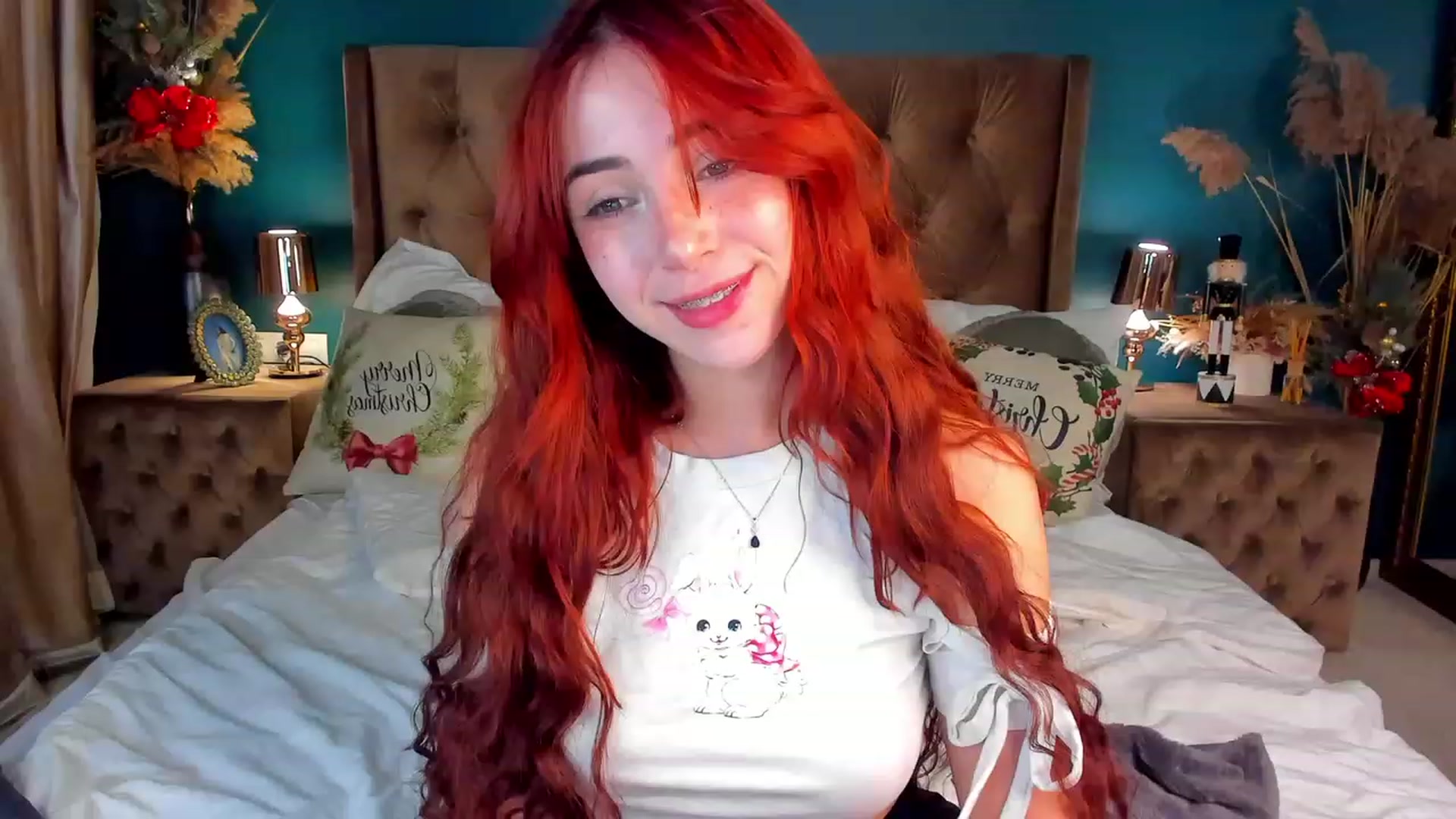 Gallery image thumbnail from ElsaYoung's myfreecams stream on, 12/17/2023, 01:51 image 2 of 20