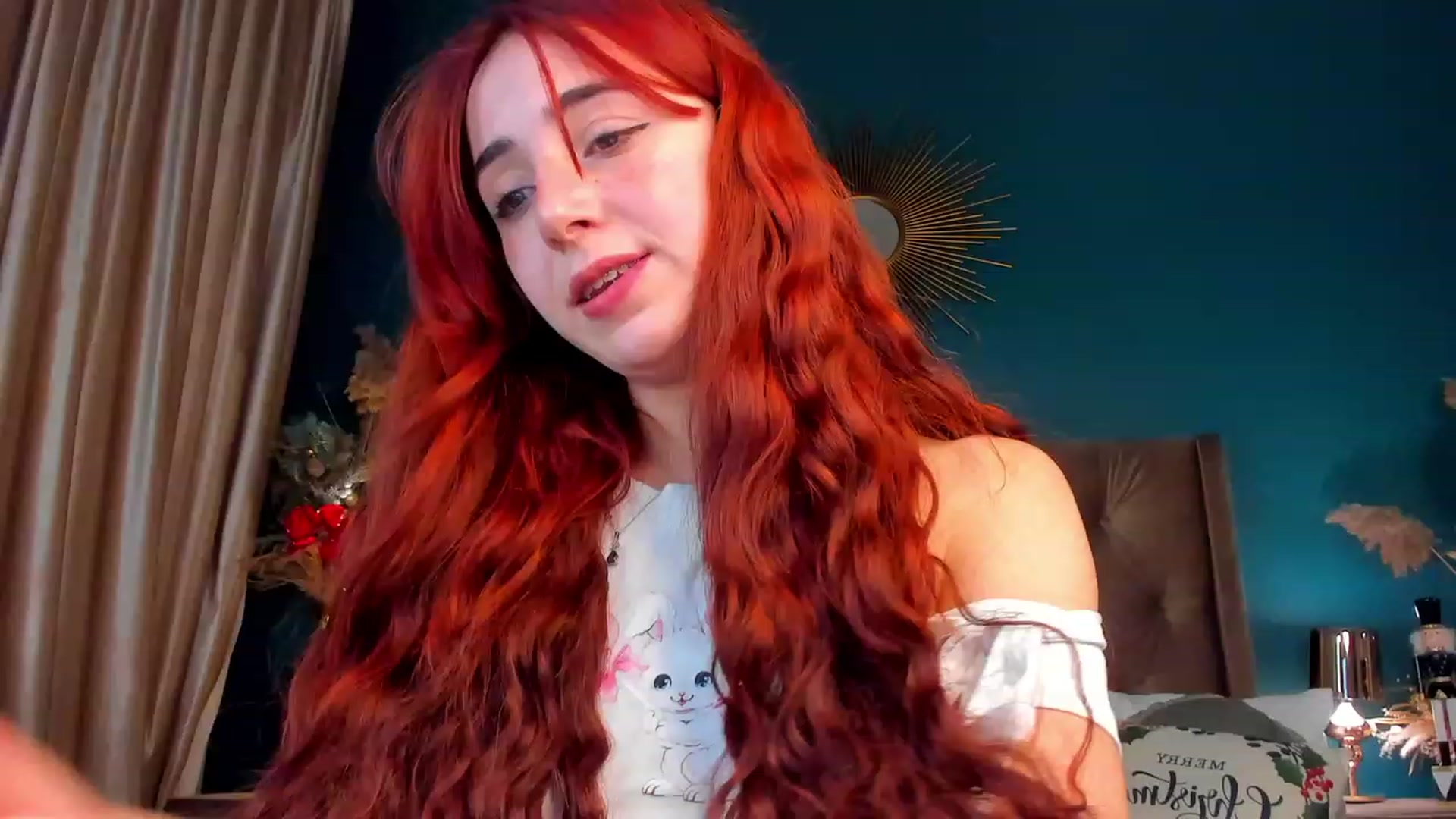 Gallery image thumbnail from ElsaYoung's myfreecams stream on, 12/17/2023, 01:51 image 18 of 20