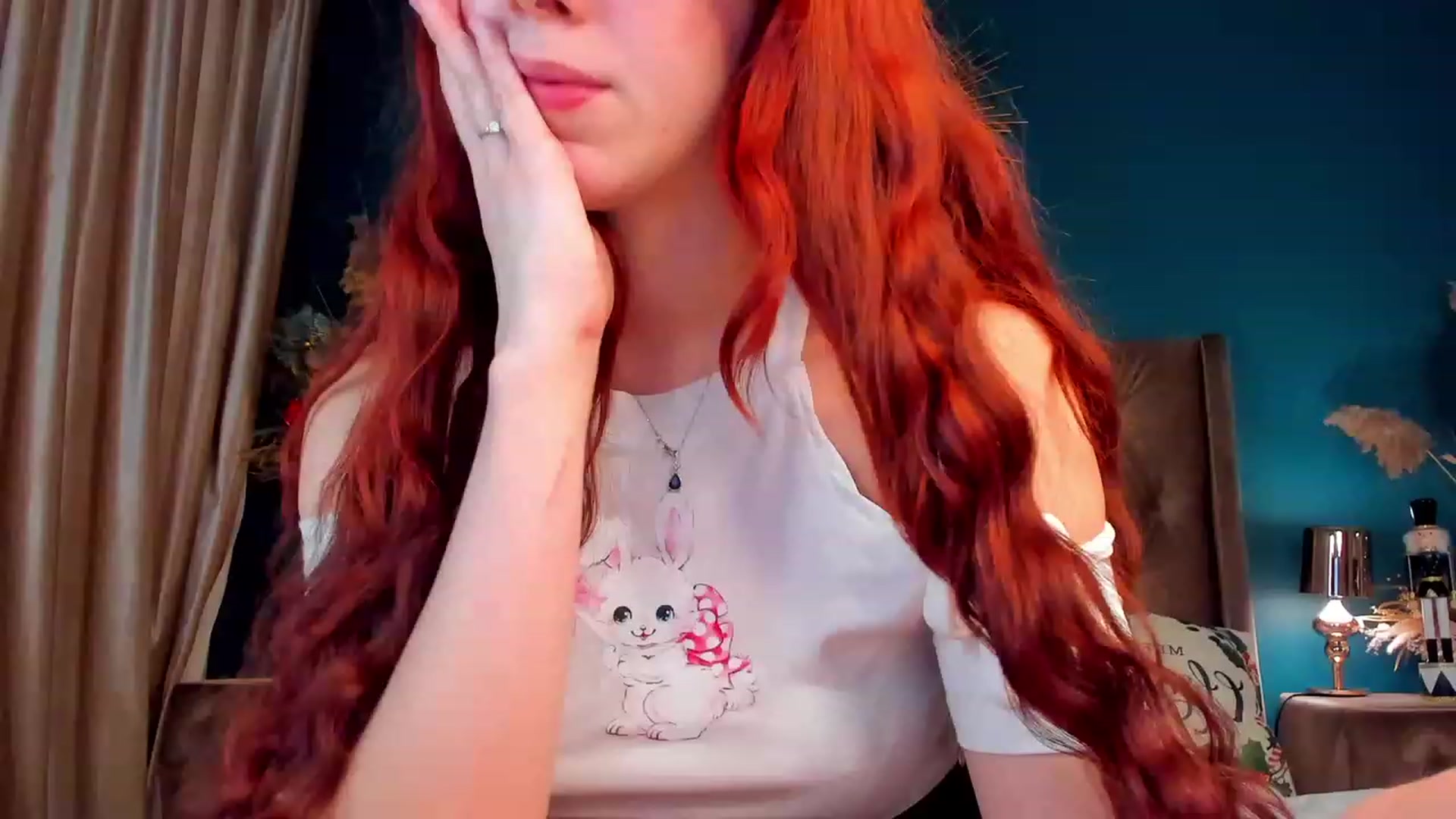 Gallery image thumbnail from ElsaYoung's myfreecams stream on, 12/17/2023, 05:20 image 11 of 20