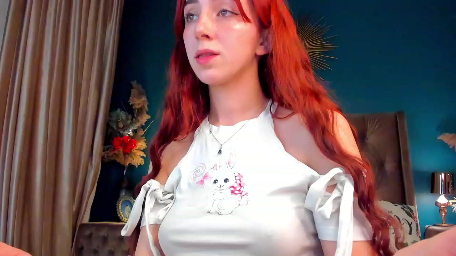 Gallery image thumbnail from ElsaYoung's myfreecams stream on, 12/17/2023, 05:20 image 5 of 20