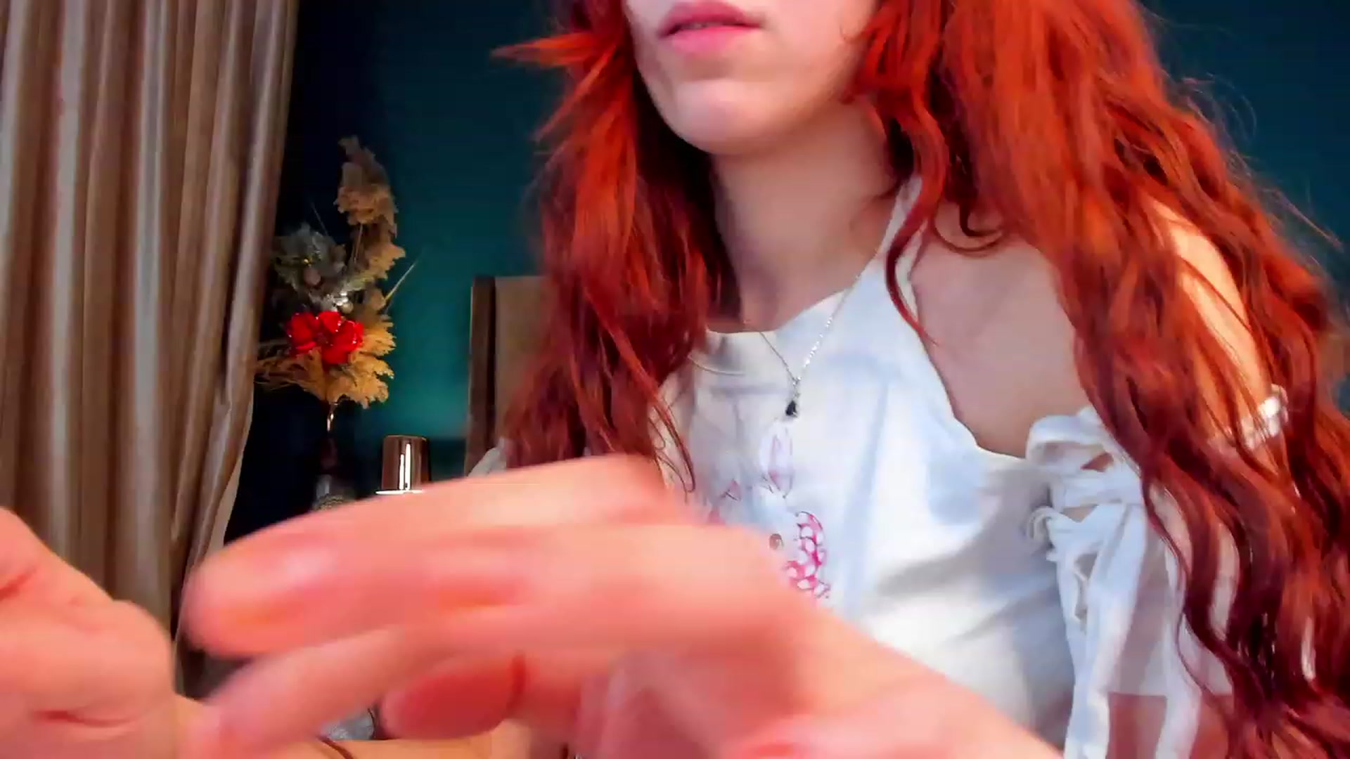 Gallery image thumbnail from ElsaYoung's myfreecams stream on, 12/17/2023, 05:20 image 19 of 20