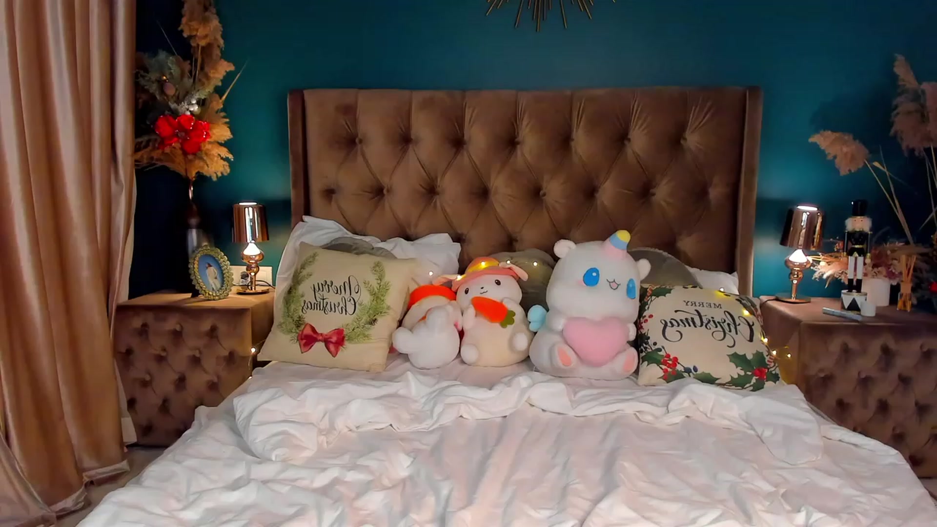 Gallery image thumbnail from ElsaYoung's myfreecams stream on, 12/17/2023, 22:31 image 20 of 20