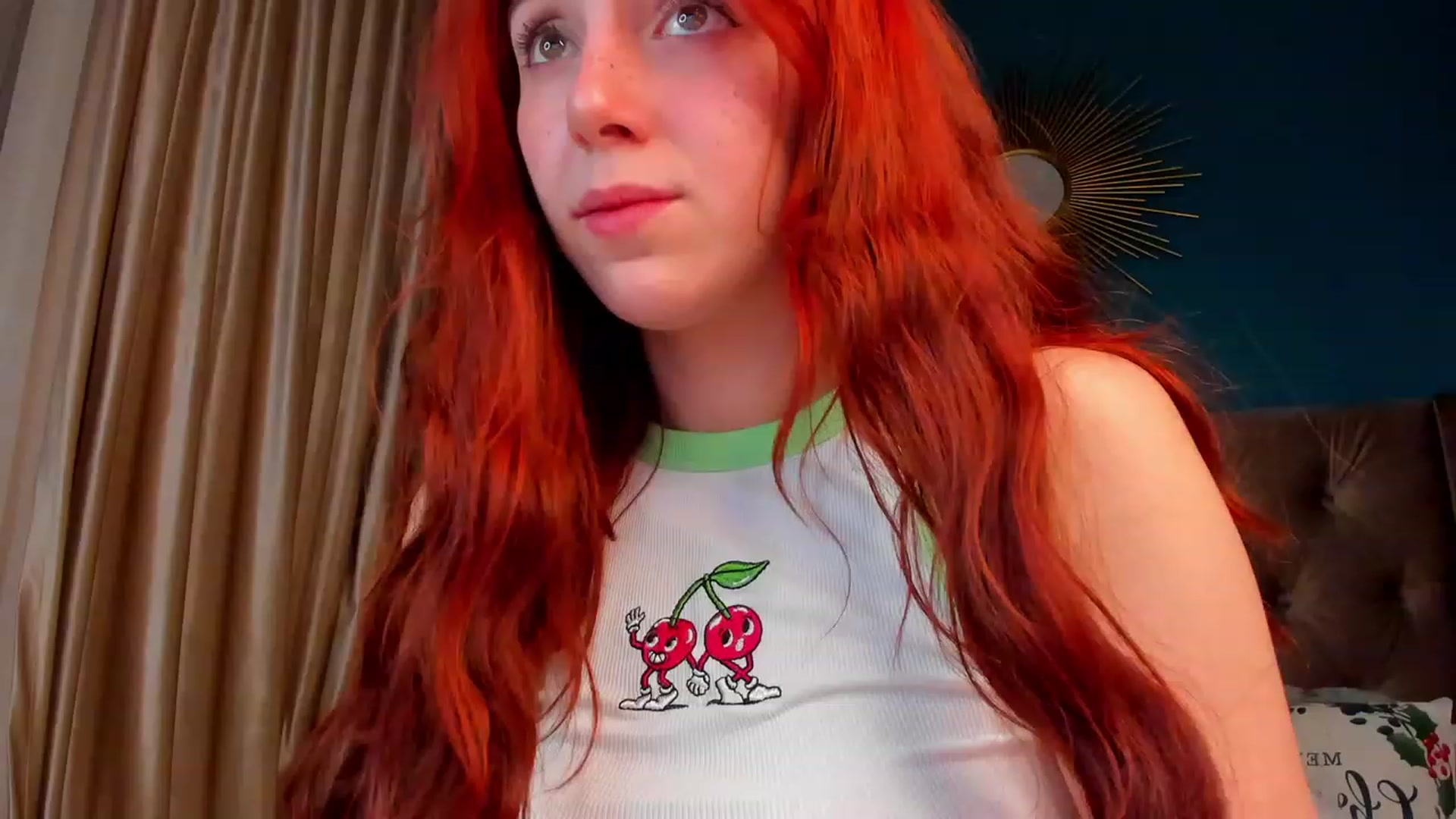 Gallery image thumbnail from ElsaYoung's myfreecams stream on, 12/18/2023, 01:30 image 4 of 20