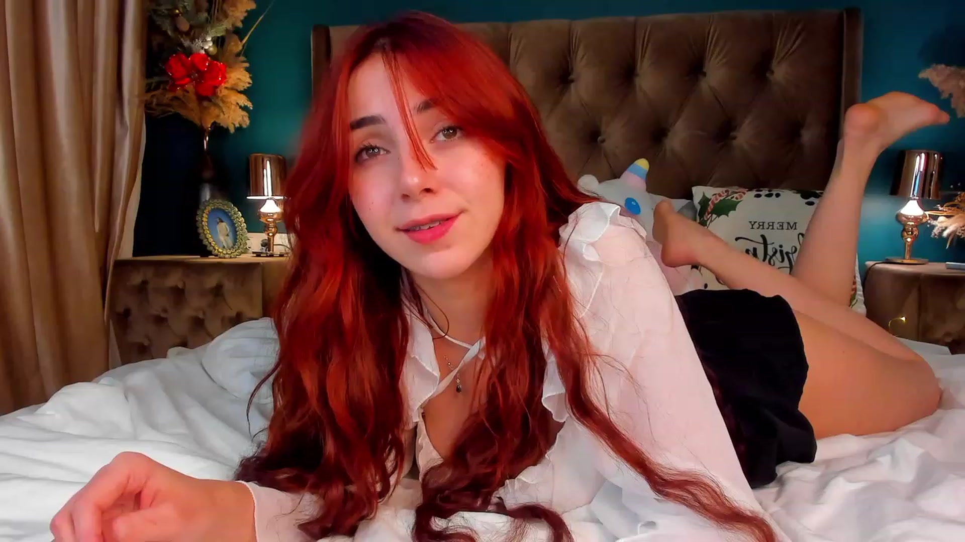 Gallery image thumbnail from ElsaYoung's myfreecams stream on, 12/18/2023, 04:42 image 15 of 20