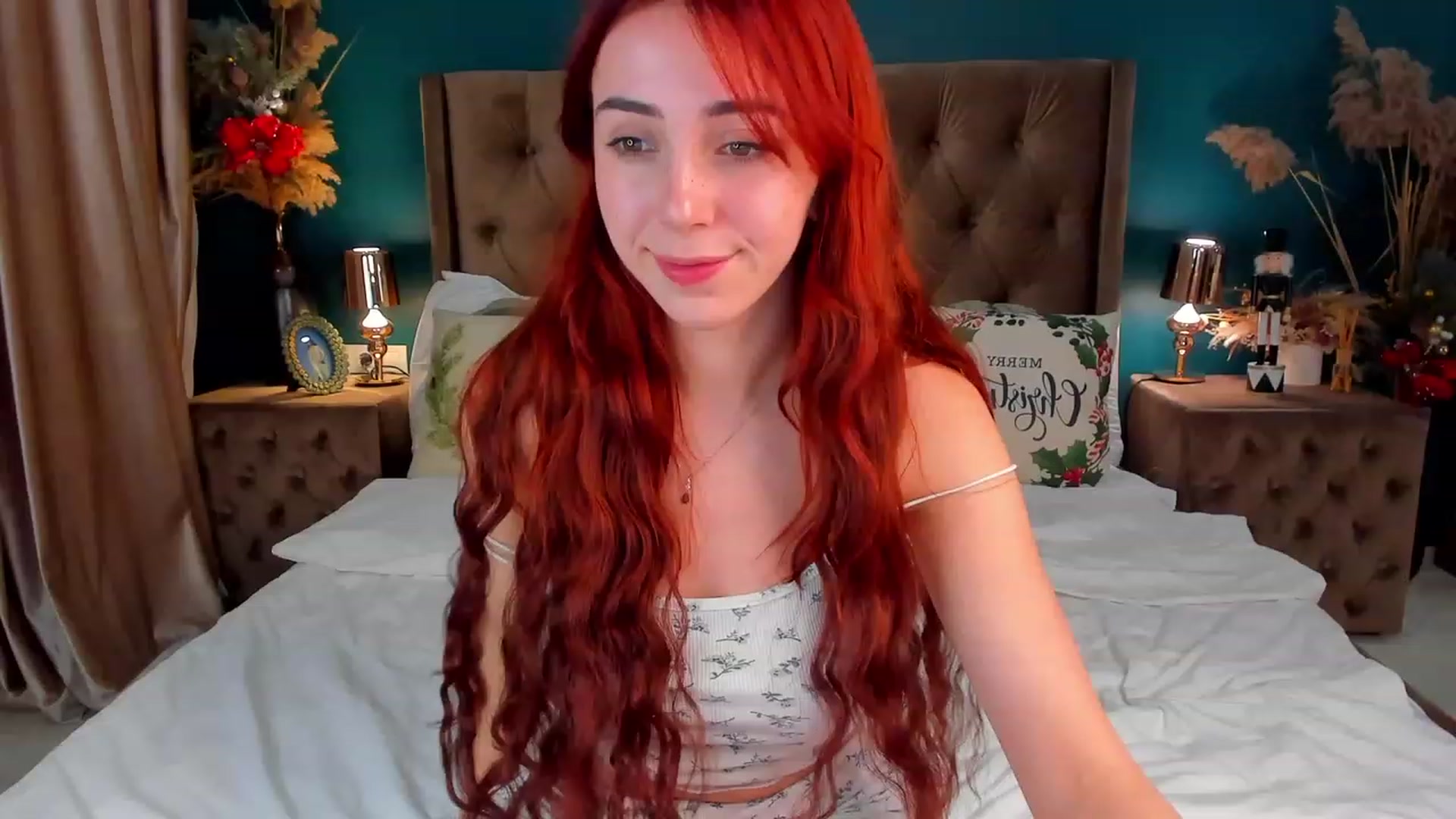 Gallery image thumbnail from ElsaYoung's myfreecams stream on, 12/18/2023, 06:34 image 3 of 20