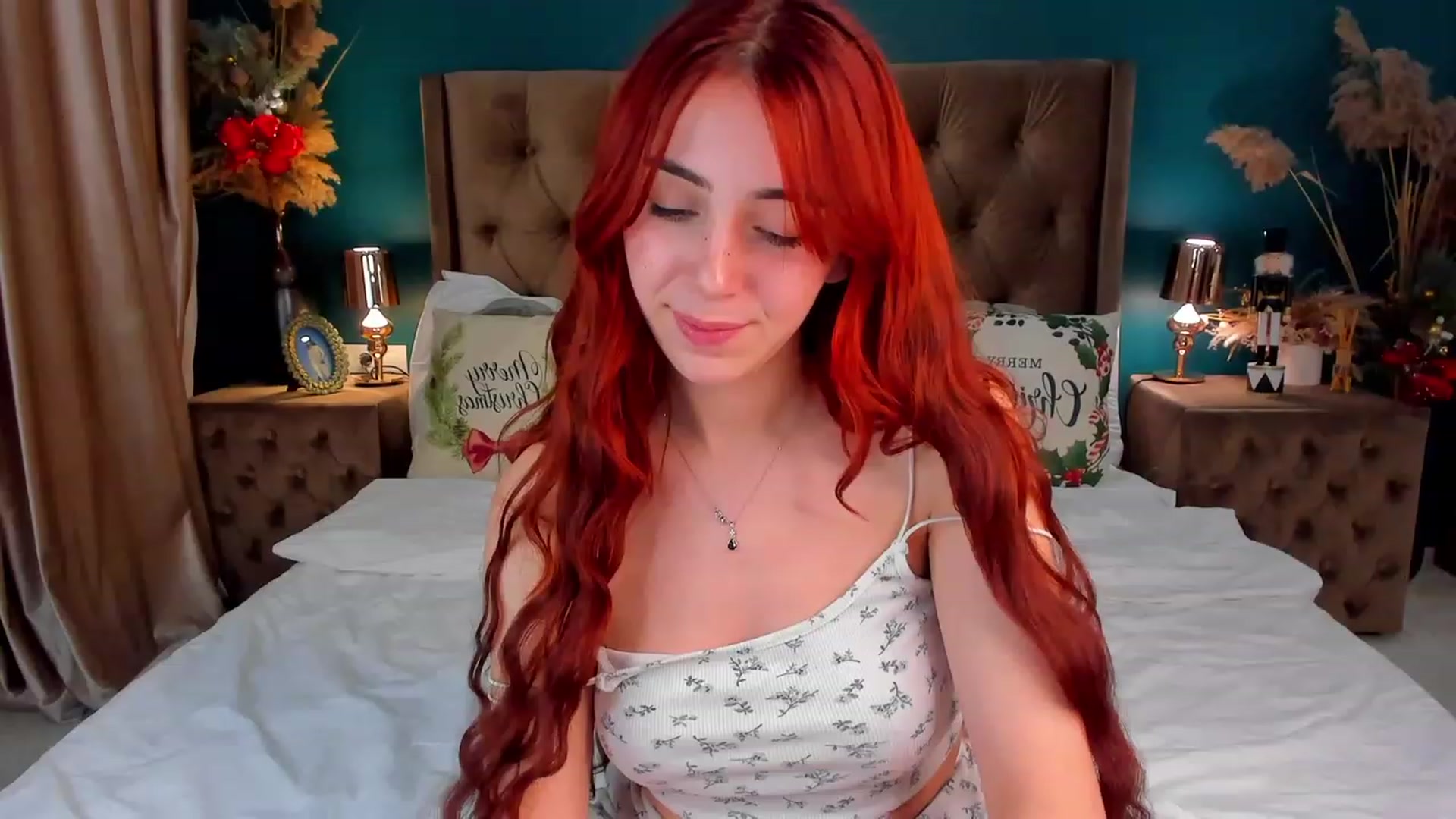 Gallery image thumbnail from ElsaYoung's myfreecams stream on, 12/18/2023, 06:34 image 2 of 20