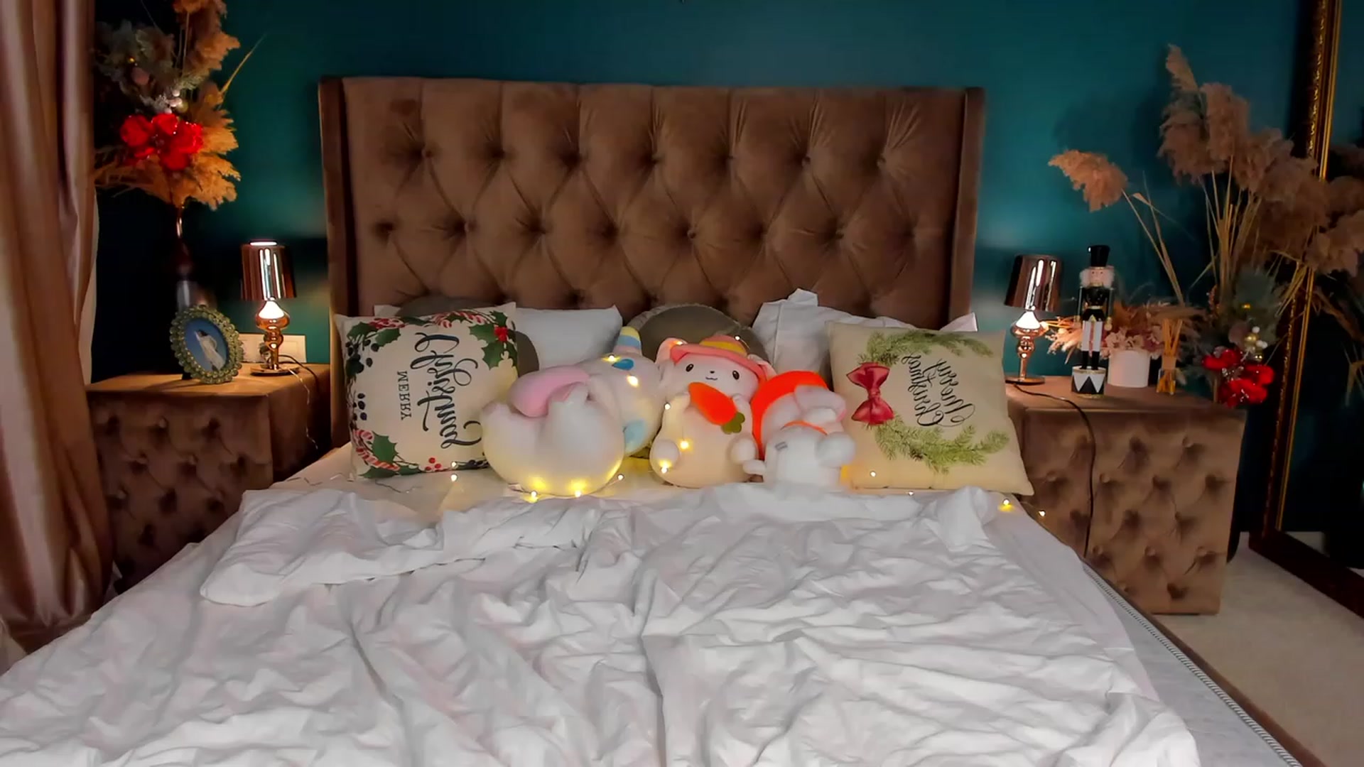 Gallery image thumbnail from ElsaYoung's myfreecams stream on, 12/19/2023, 17:37 image 20 of 20