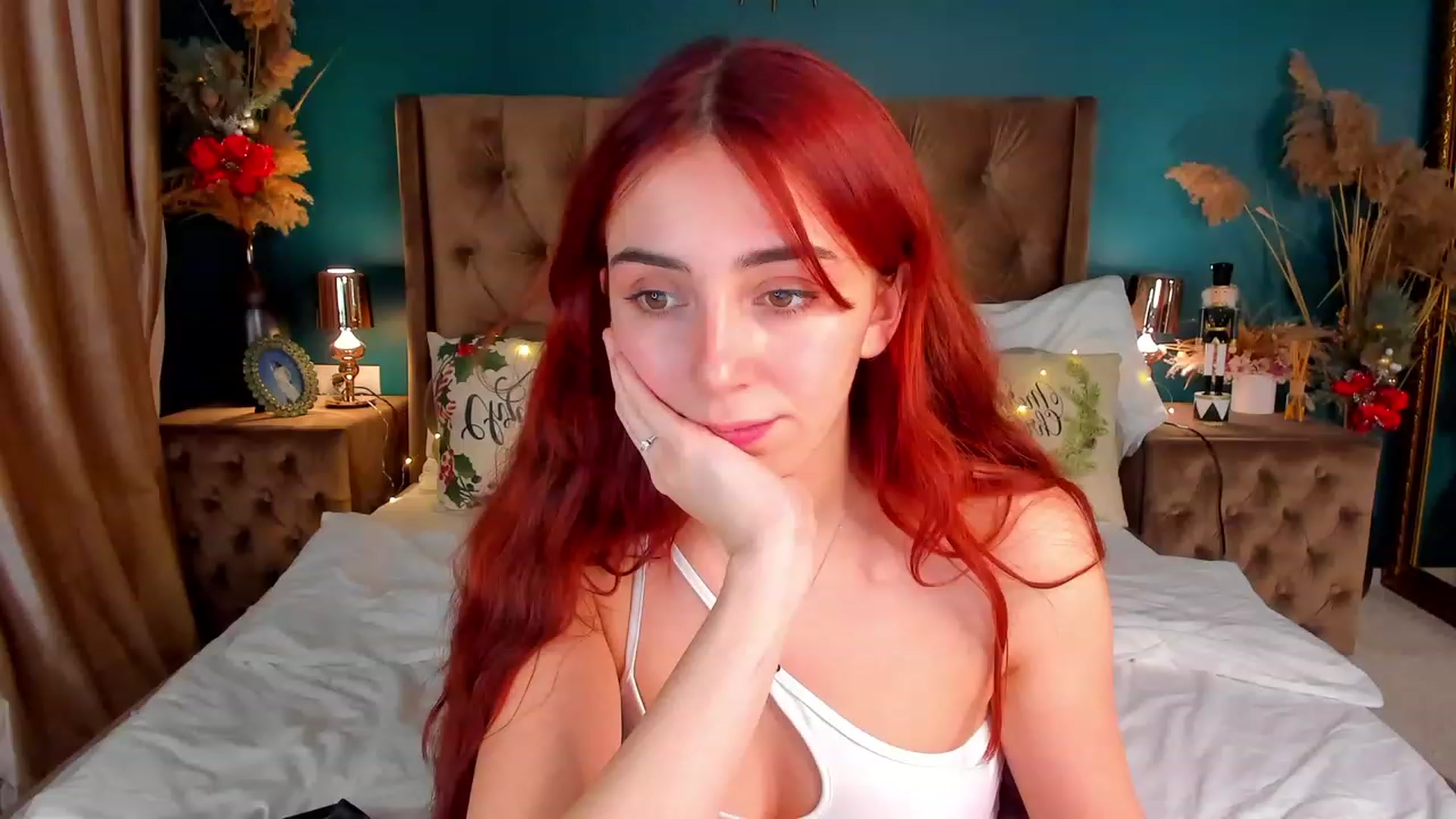 Gallery image thumbnail from ElsaYoung's myfreecams stream on, 12/20/2023, 14:13 image 20 of 20
