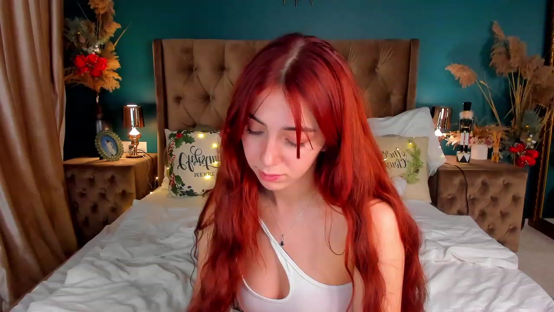 Gallery image thumbnail from ElsaYoung's myfreecams stream on, 12/20/2023, 14:59 image 20 of 20