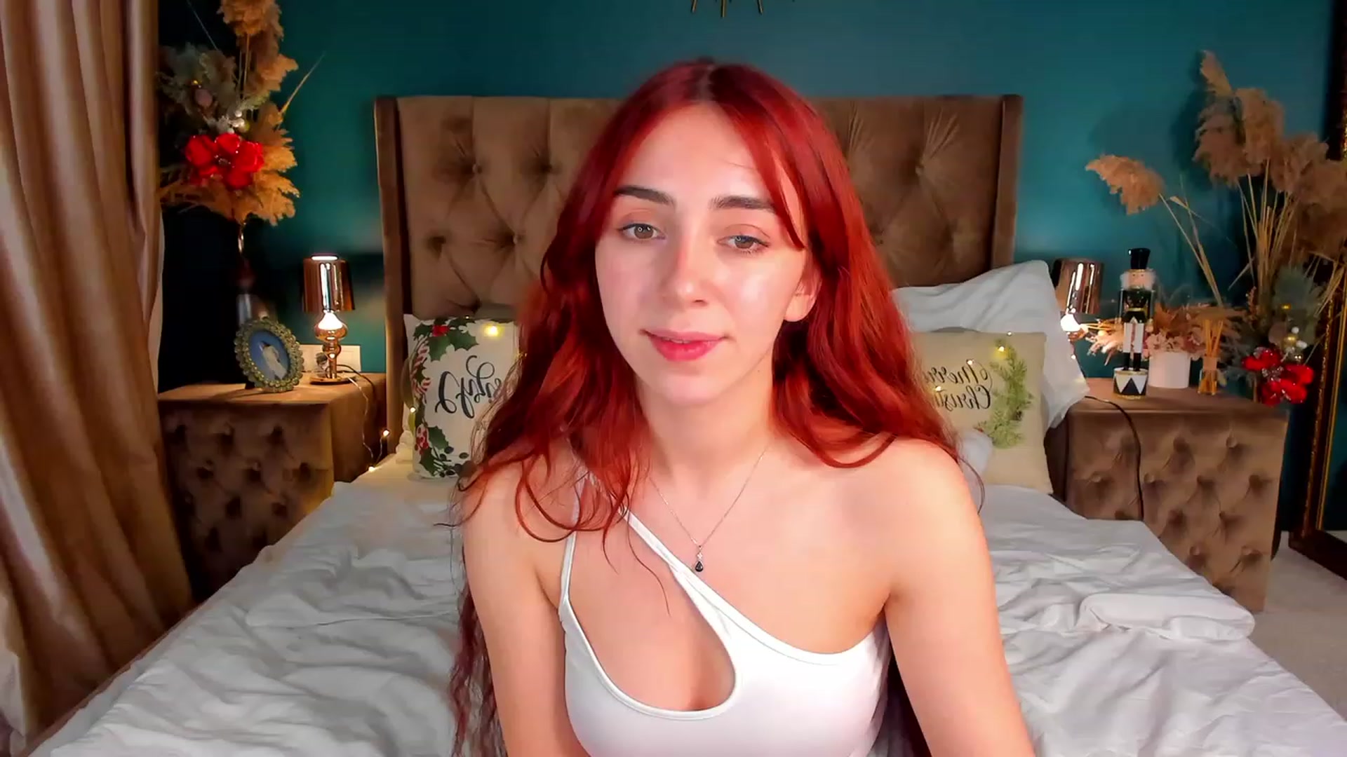 Gallery image thumbnail from ElsaYoung's myfreecams stream on, 12/20/2023, 14:59 image 9 of 20