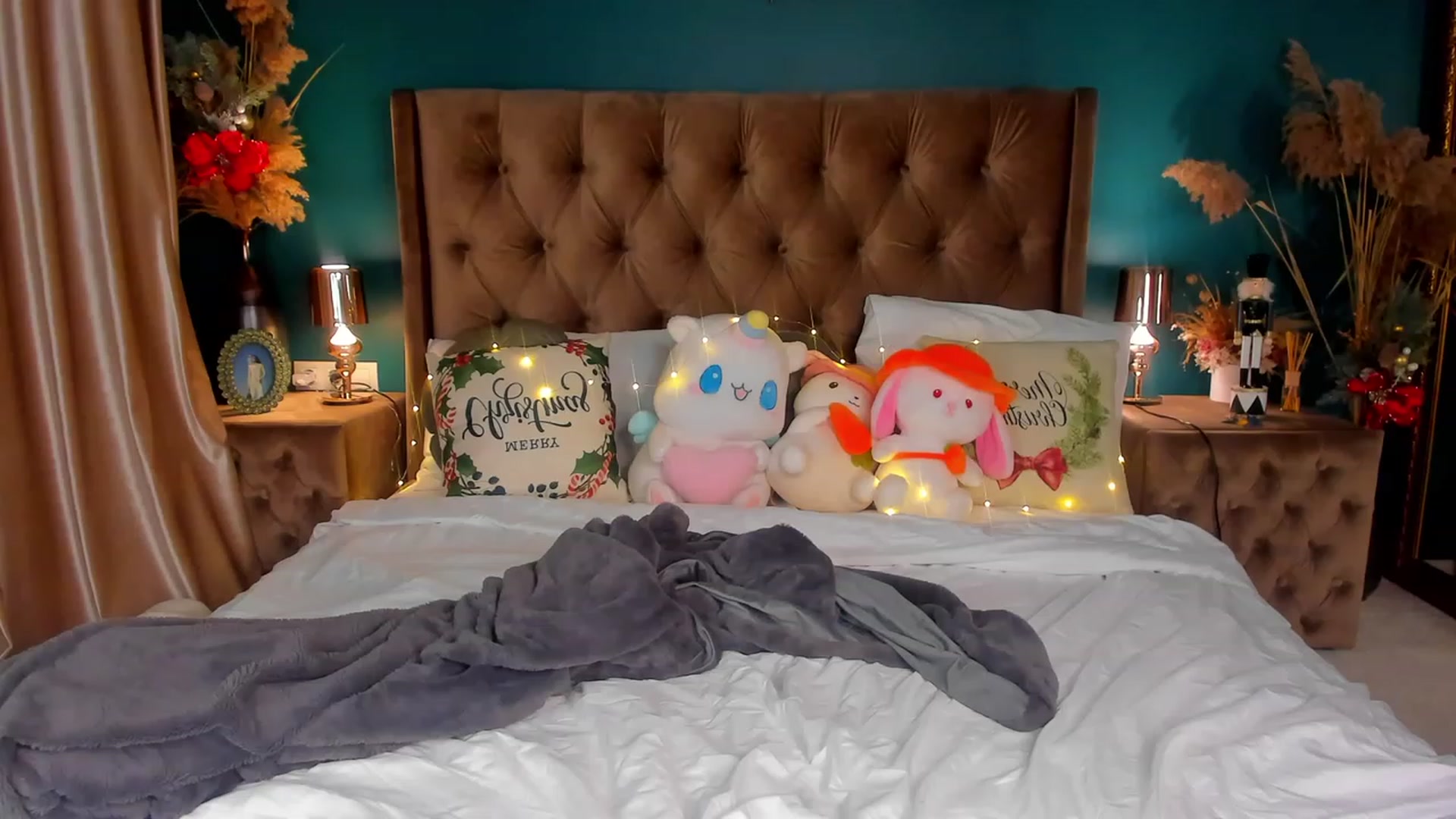 Gallery image thumbnail from ElsaYoung's myfreecams stream on, 12/21/2023, 21:55 image 20 of 20