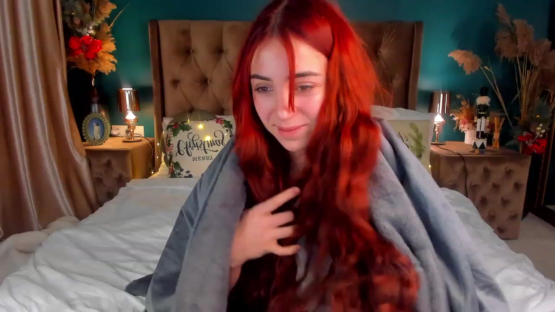 Gallery image thumbnail from ElsaYoung's myfreecams stream on, 12/21/2023, 21:55 image 11 of 20