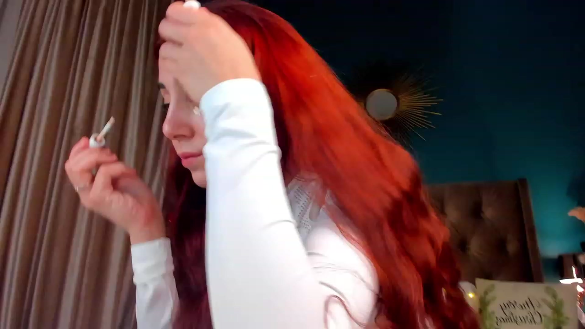 Gallery image thumbnail from ElsaYoung's myfreecams stream on, 12/22/2023, 21:16 image 1 of 20