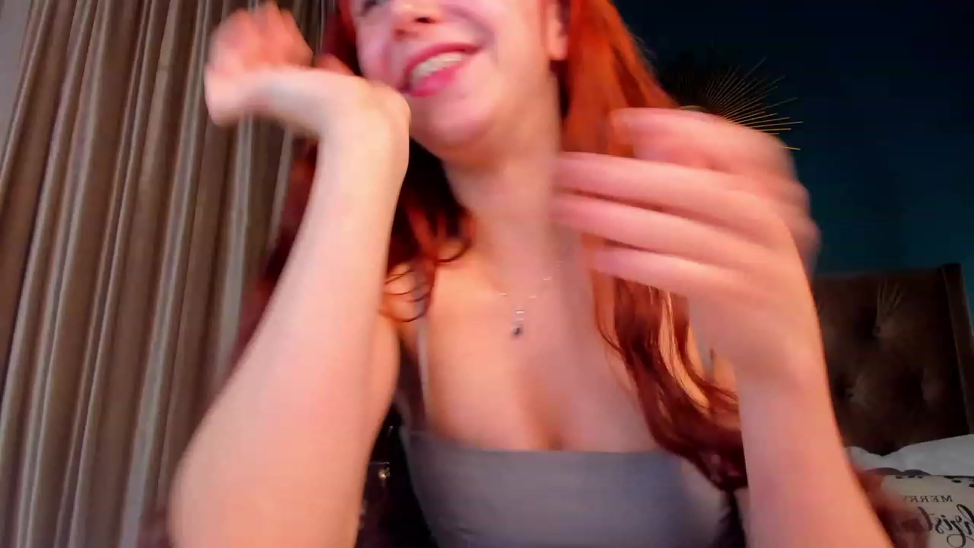 Gallery image thumbnail from ElsaYoung's myfreecams stream on, 12/22/2023, 23:41 image 10 of 20