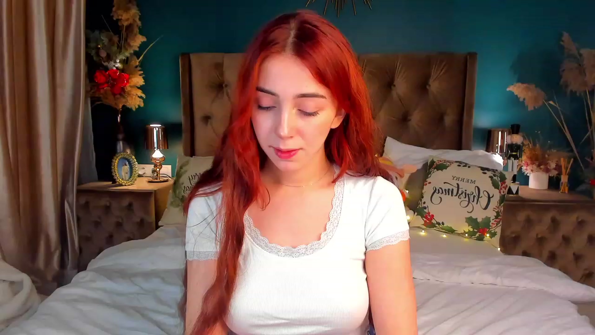 Gallery image thumbnail from ElsaYoung's myfreecams stream on, 12/23/2023, 14:18 image 11 of 20