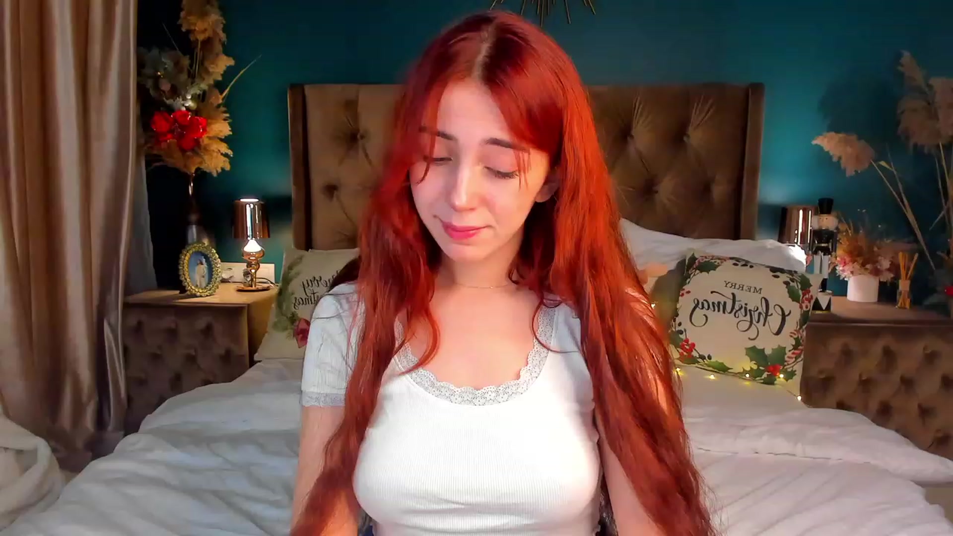 Gallery image thumbnail from ElsaYoung's myfreecams stream on, 12/23/2023, 14:18 image 9 of 20