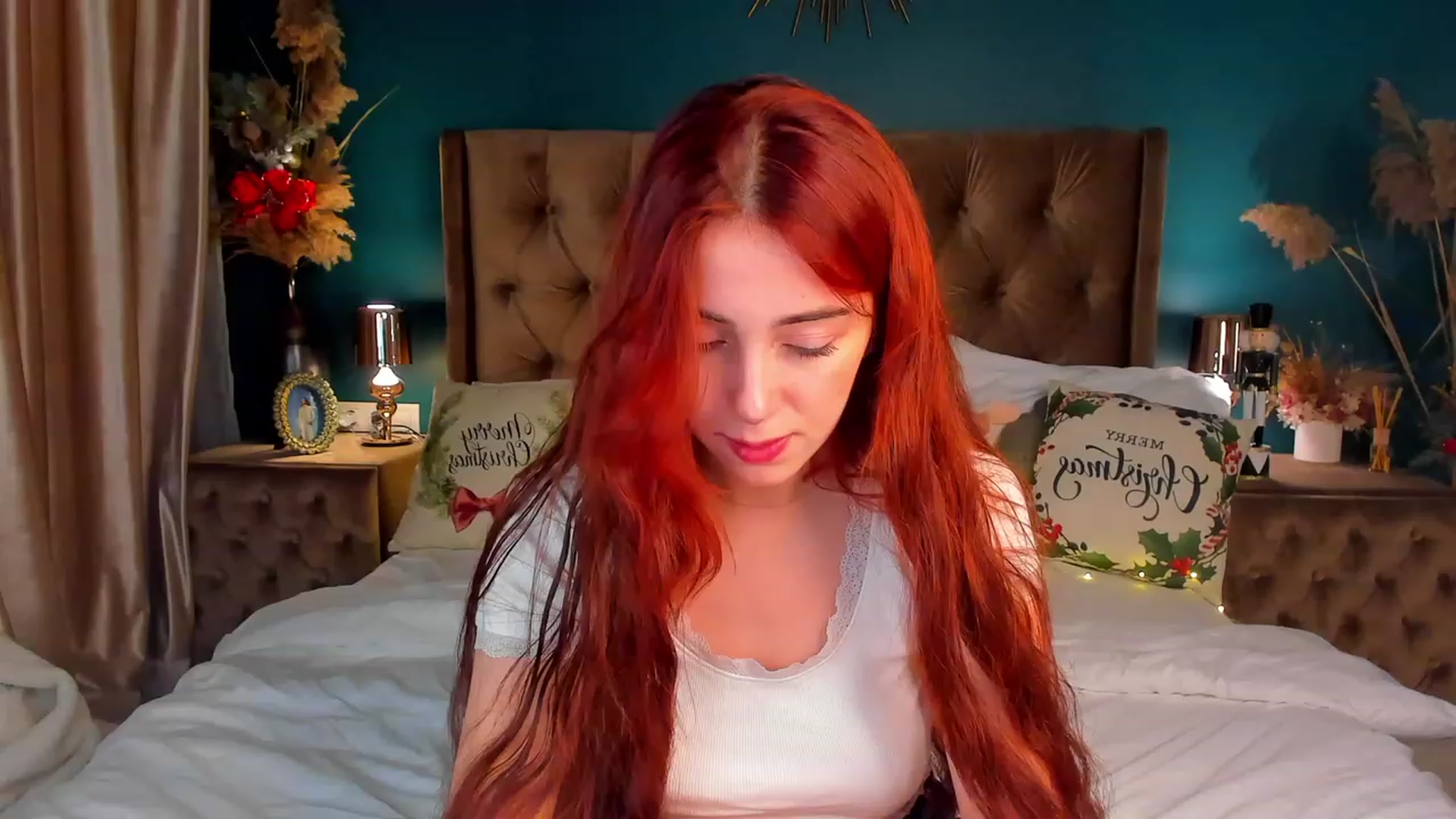 Gallery image thumbnail from ElsaYoung's myfreecams stream on, 12/23/2023, 14:18 image 5 of 20