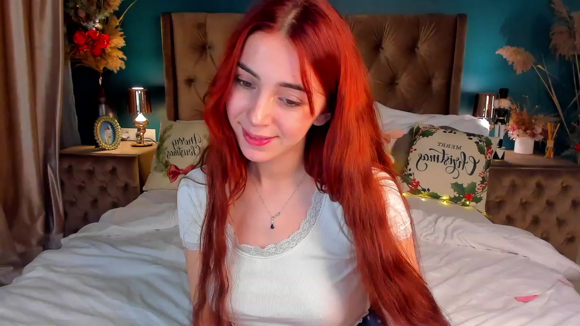 Gallery image thumbnail from ElsaYoung's myfreecams stream on, 12/23/2023, 17:12 image 6 of 20