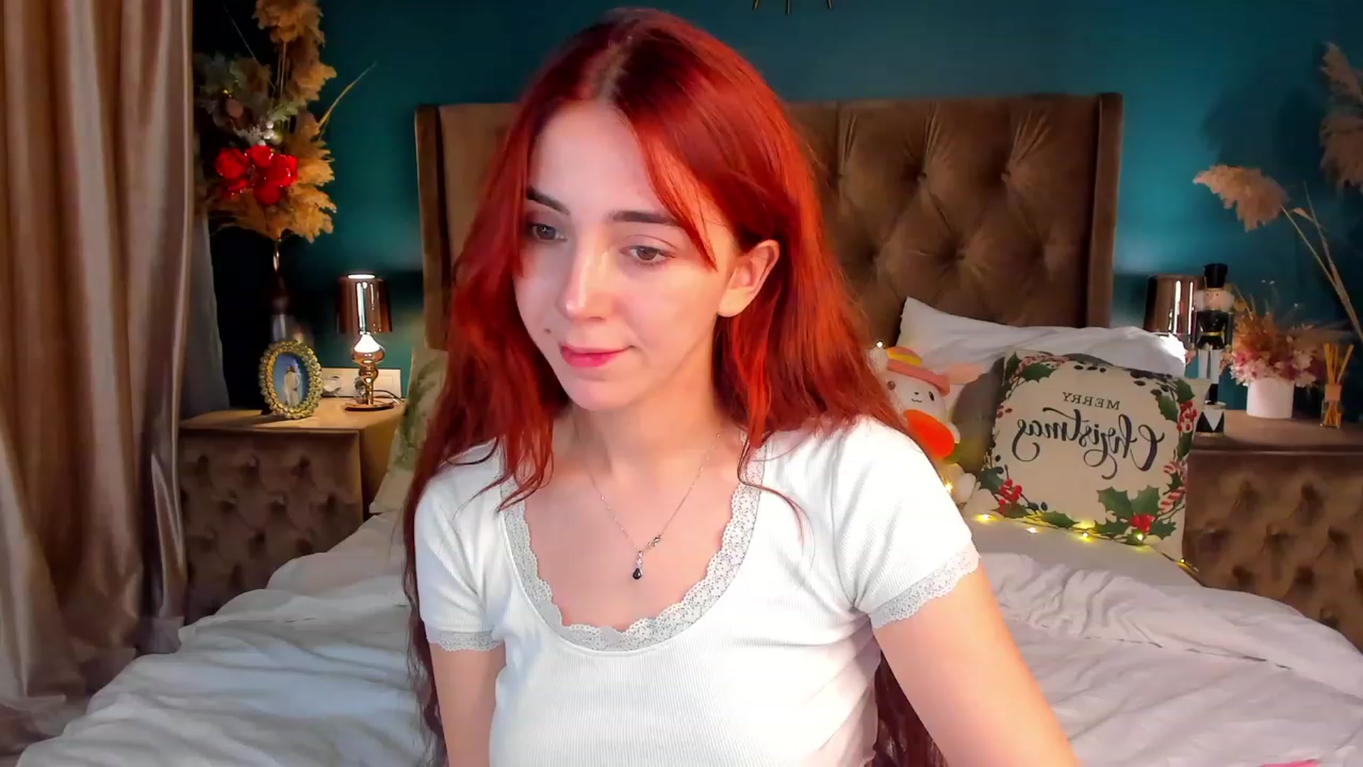 Gallery image thumbnail from ElsaYoung's myfreecams stream on, 12/23/2023, 17:12 image 1 of 20