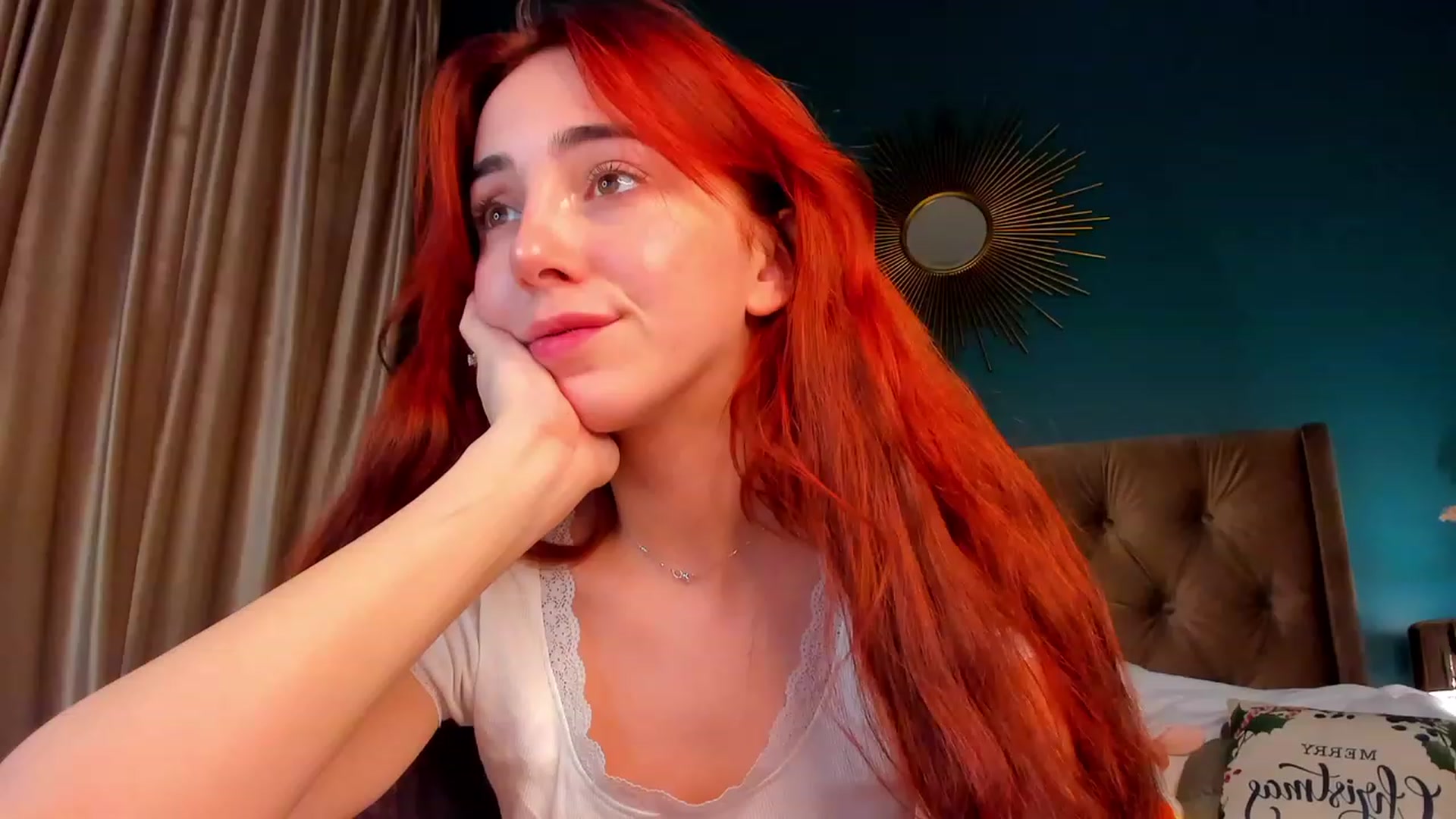 Gallery image thumbnail from ElsaYoung's myfreecams stream on, 12/23/2023, 17:49 image 15 of 20