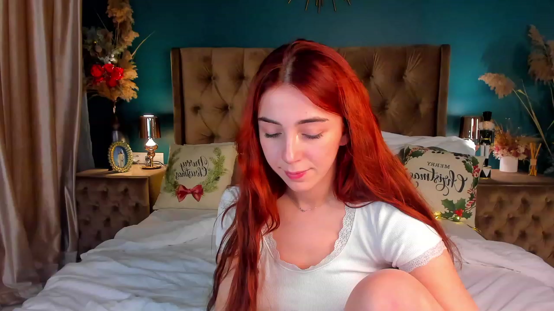 Gallery image thumbnail from ElsaYoung's myfreecams stream on, 12/23/2023, 17:49 image 10 of 20
