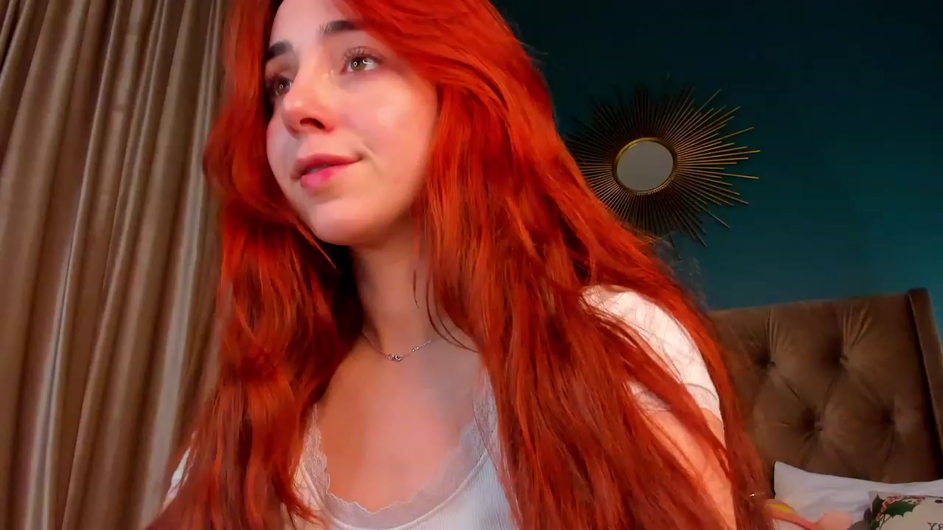 Gallery image thumbnail from ElsaYoung's myfreecams stream on, 12/23/2023, 17:49 image 13 of 20