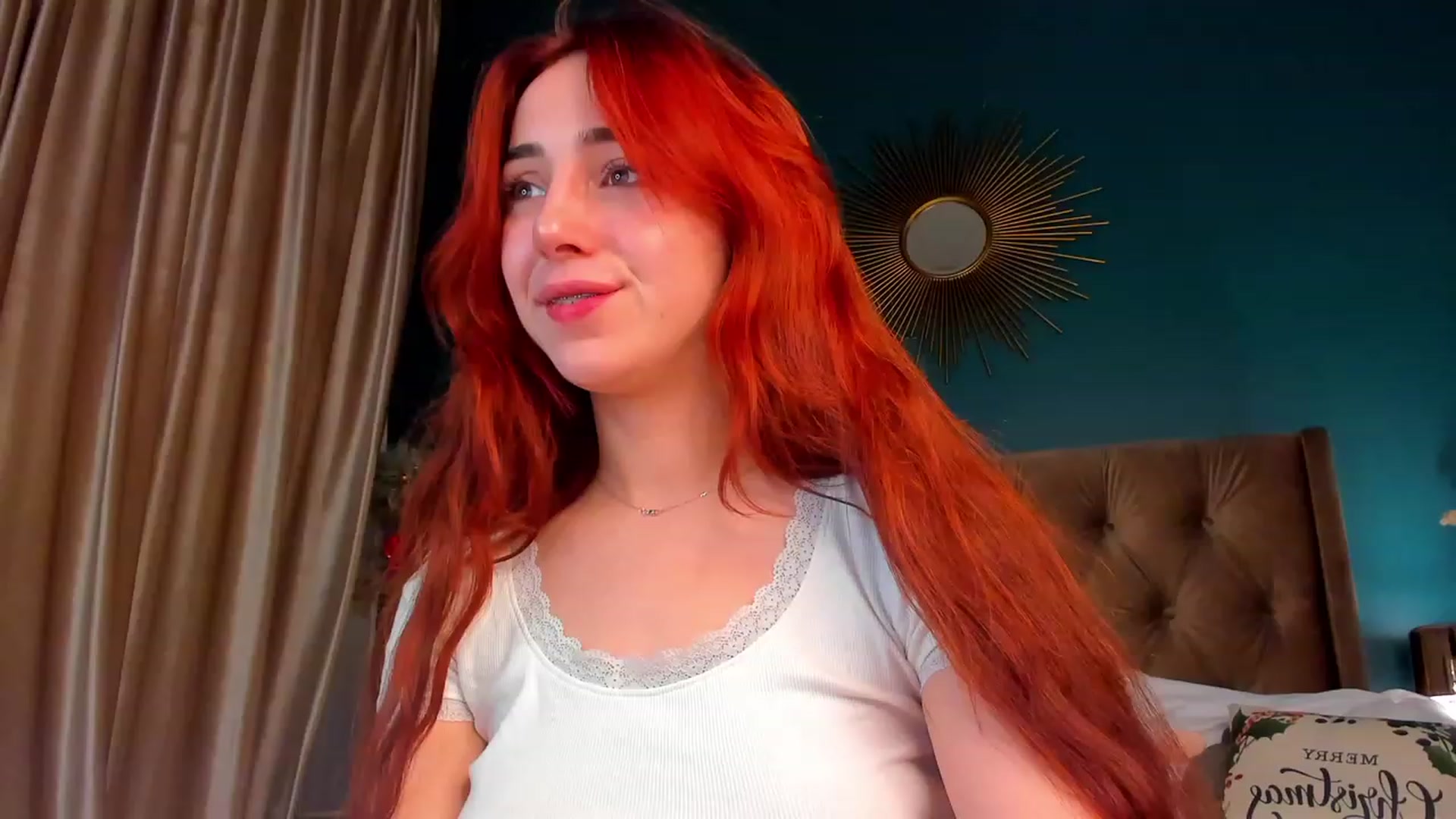 Gallery image thumbnail from ElsaYoung's myfreecams stream on, 12/23/2023, 17:49 image 17 of 20