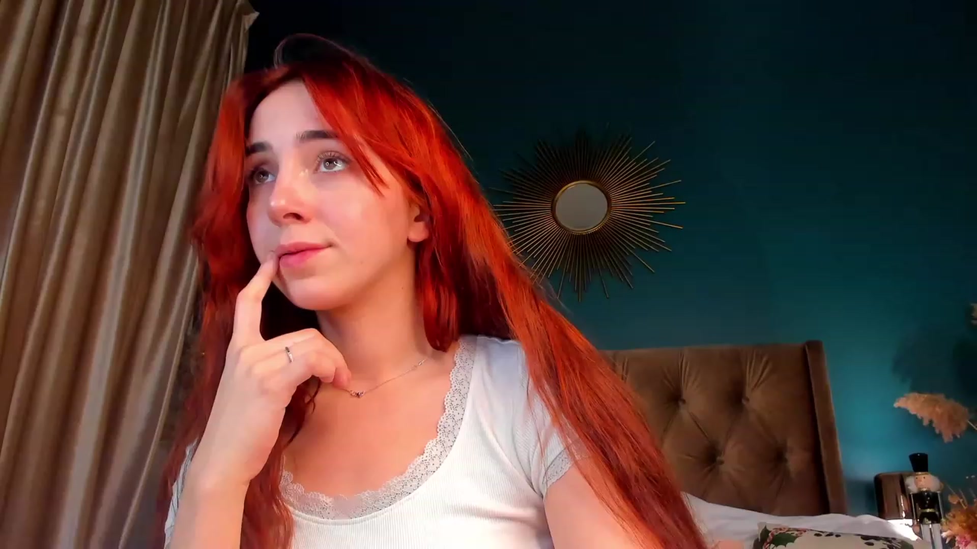 Gallery image thumbnail from ElsaYoung's myfreecams stream on, 12/23/2023, 18:26 image 1 of 20