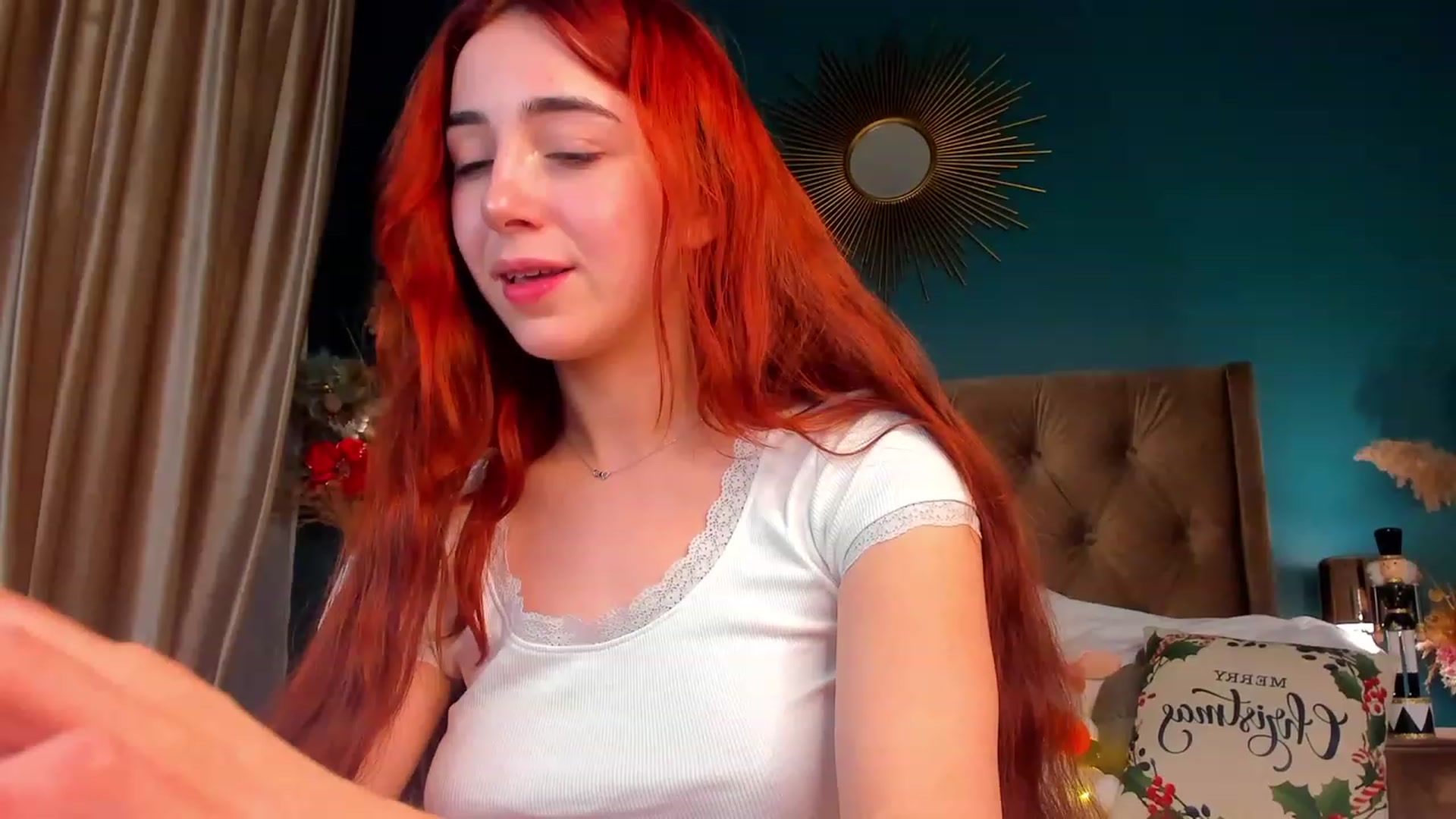 Gallery image thumbnail from ElsaYoung's myfreecams stream on, 12/23/2023, 18:26 image 7 of 20