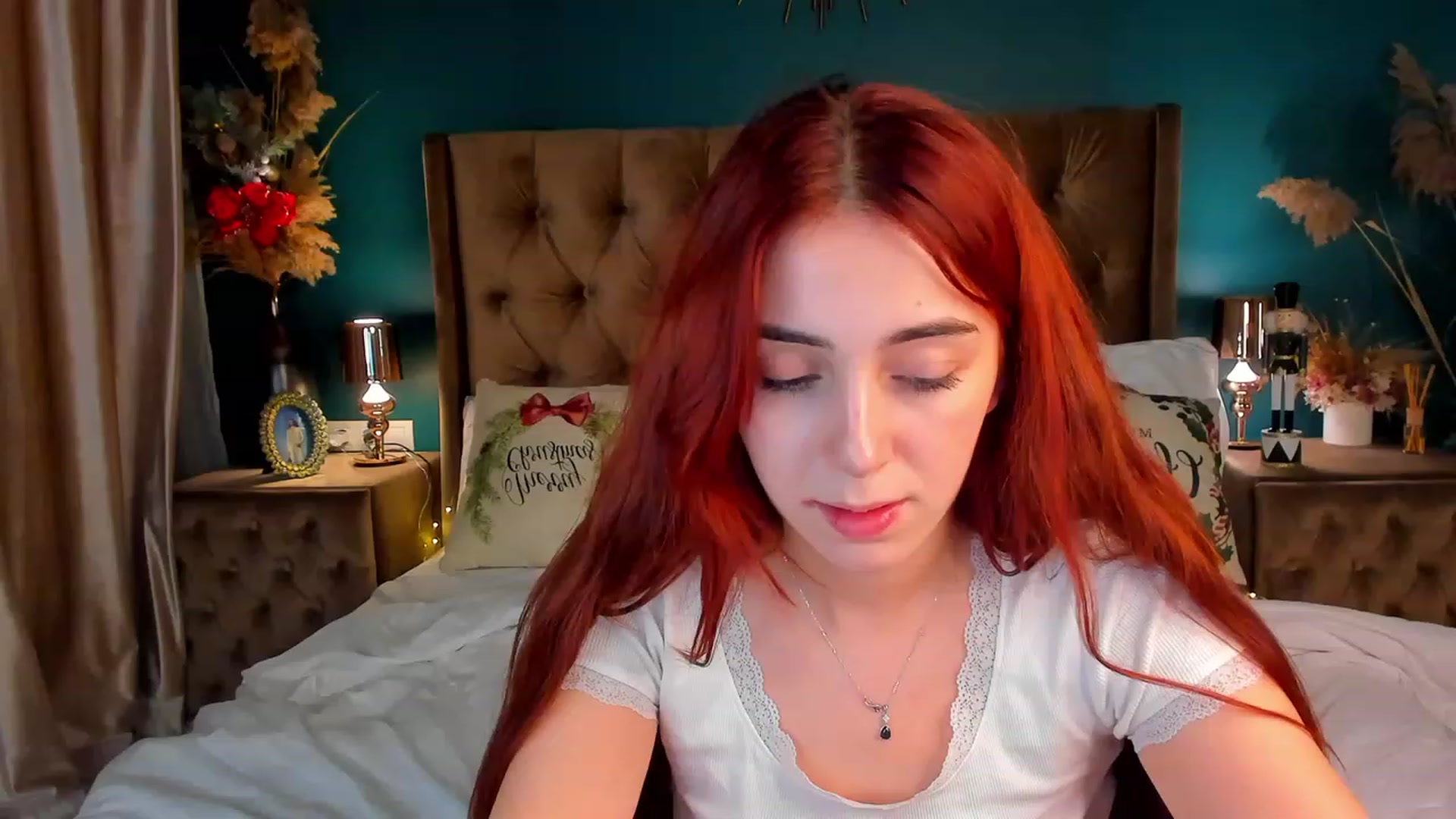 Gallery image thumbnail from ElsaYoung's myfreecams stream on, 12/23/2023, 20:28 image 9 of 20