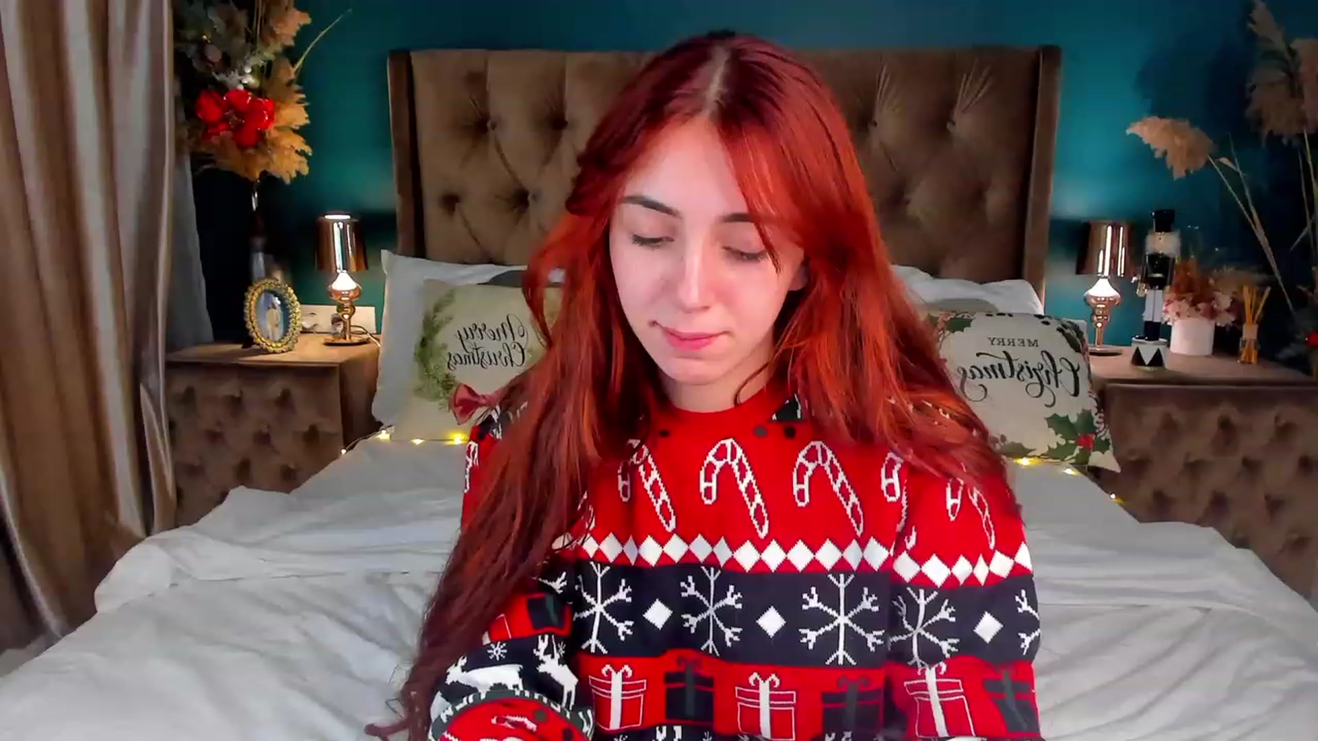Gallery image thumbnail from ElsaYoung's myfreecams stream on, 12/26/2023, 04:17 image 17 of 20