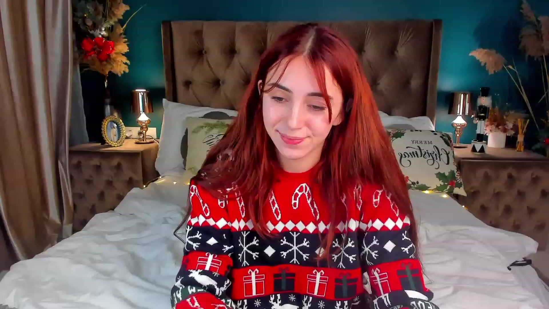 Gallery image thumbnail from ElsaYoung's myfreecams stream on, 12/26/2023, 04:17 image 1 of 20