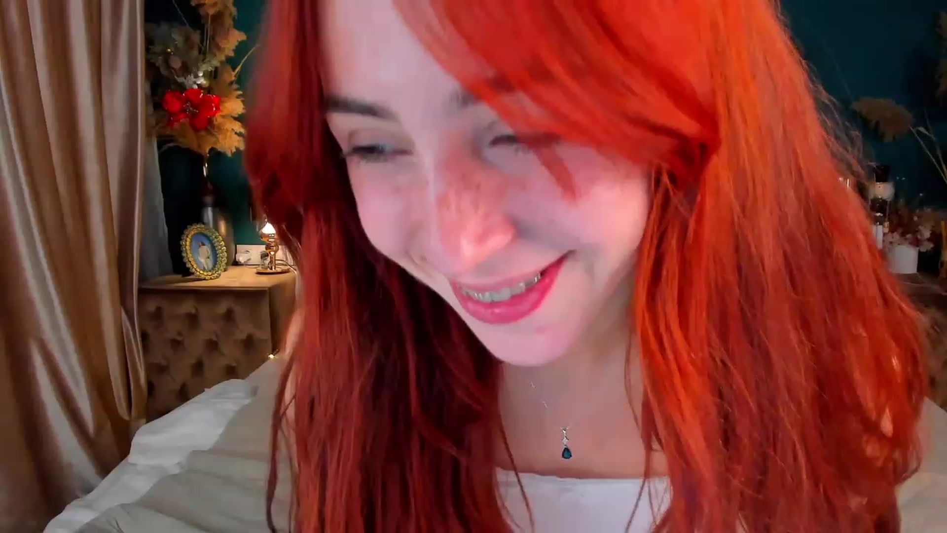 Gallery image thumbnail from ElsaYoung's myfreecams stream on, 12/26/2023, 16:33 image 18 of 20