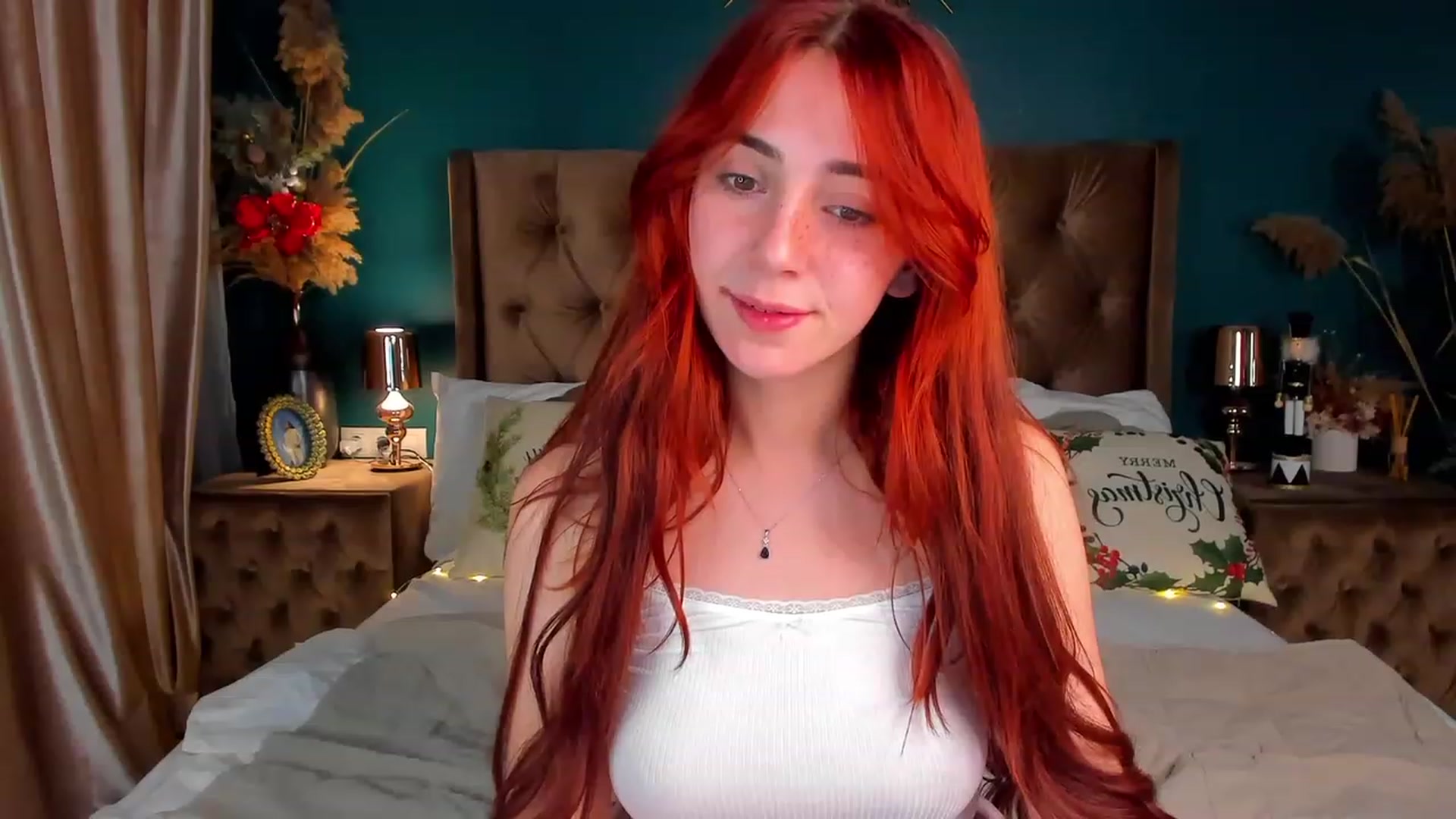 Gallery image thumbnail from ElsaYoung's myfreecams stream on, 12/26/2023, 16:33 image 13 of 20
