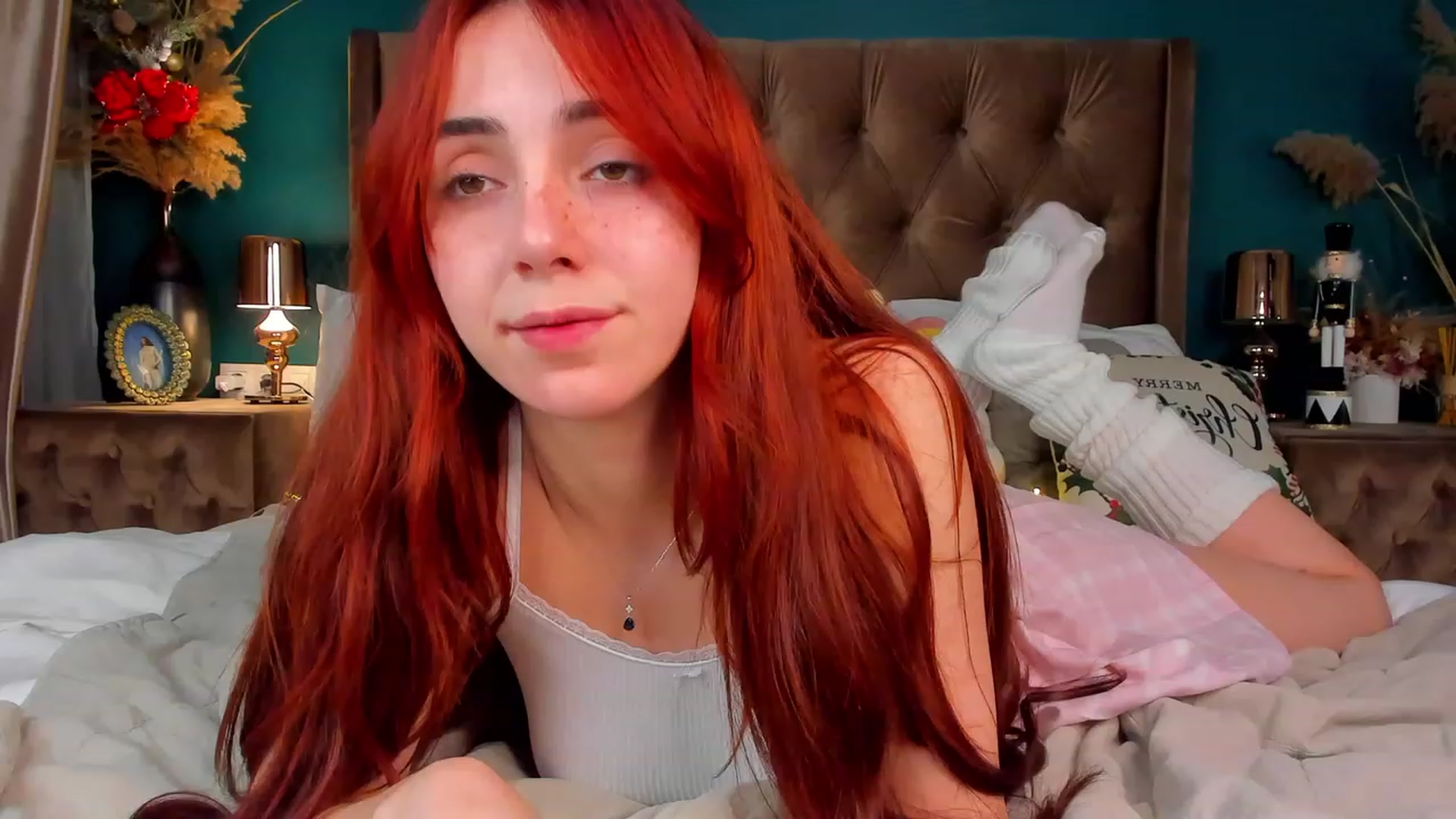 Gallery image thumbnail from ElsaYoung's myfreecams stream on, 12/26/2023, 17:55 image 17 of 20