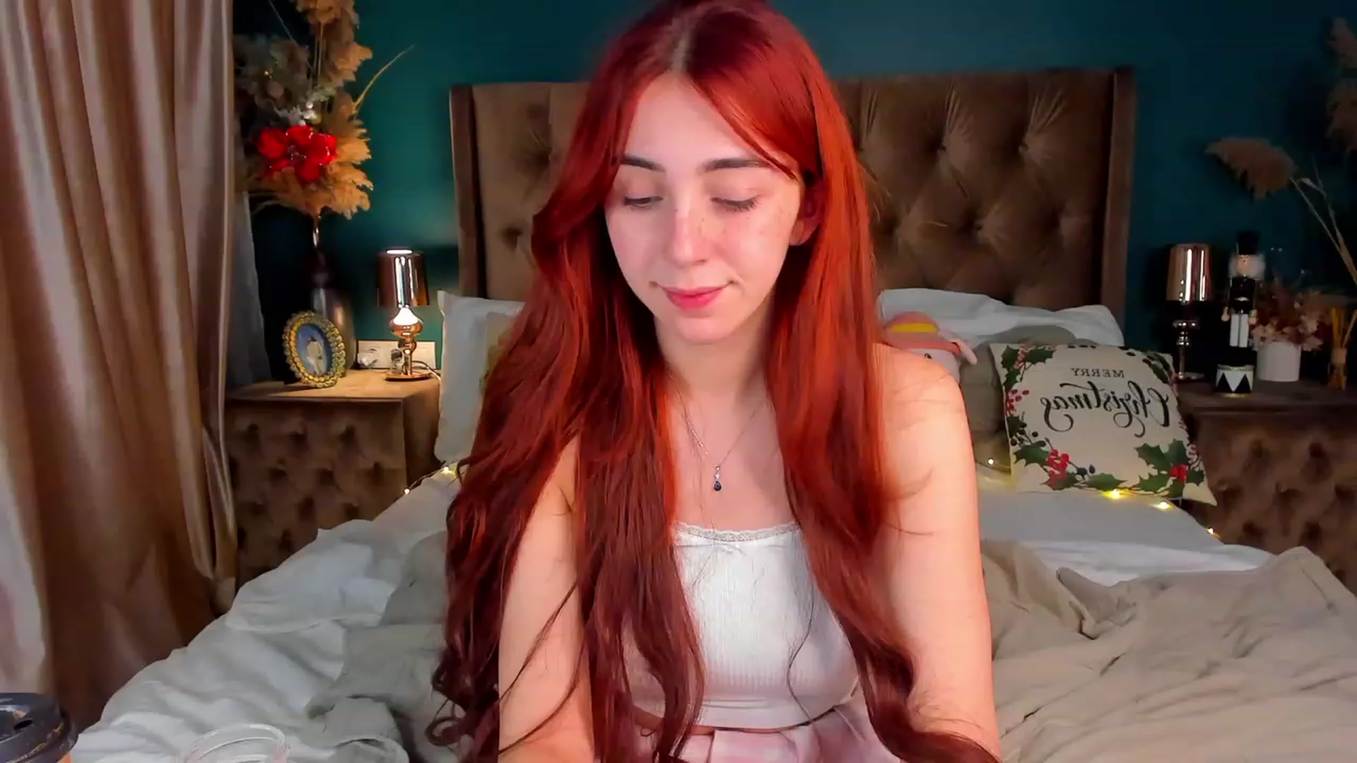 Gallery image thumbnail from ElsaYoung's myfreecams stream on, 12/26/2023, 17:55 image 8 of 20