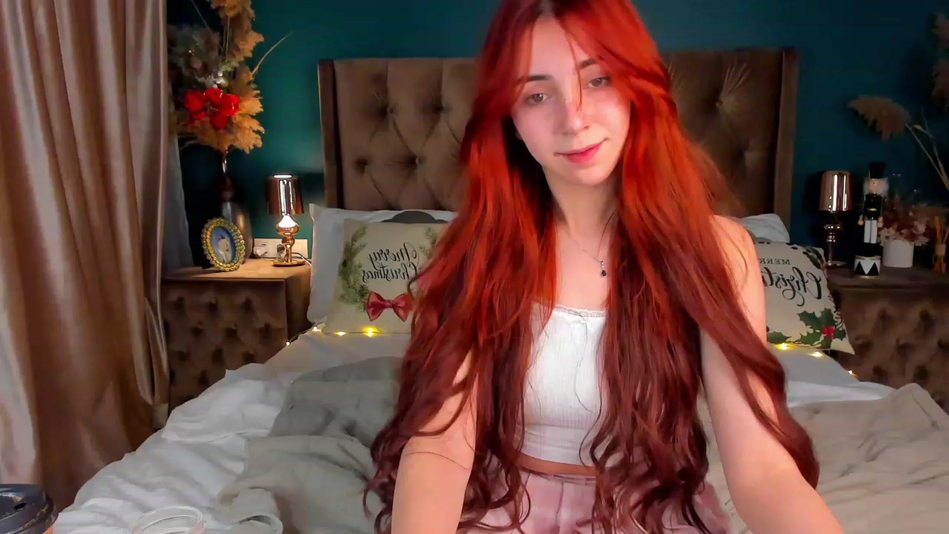 Gallery image thumbnail from ElsaYoung's myfreecams stream on, 12/26/2023, 17:55 image 6 of 20