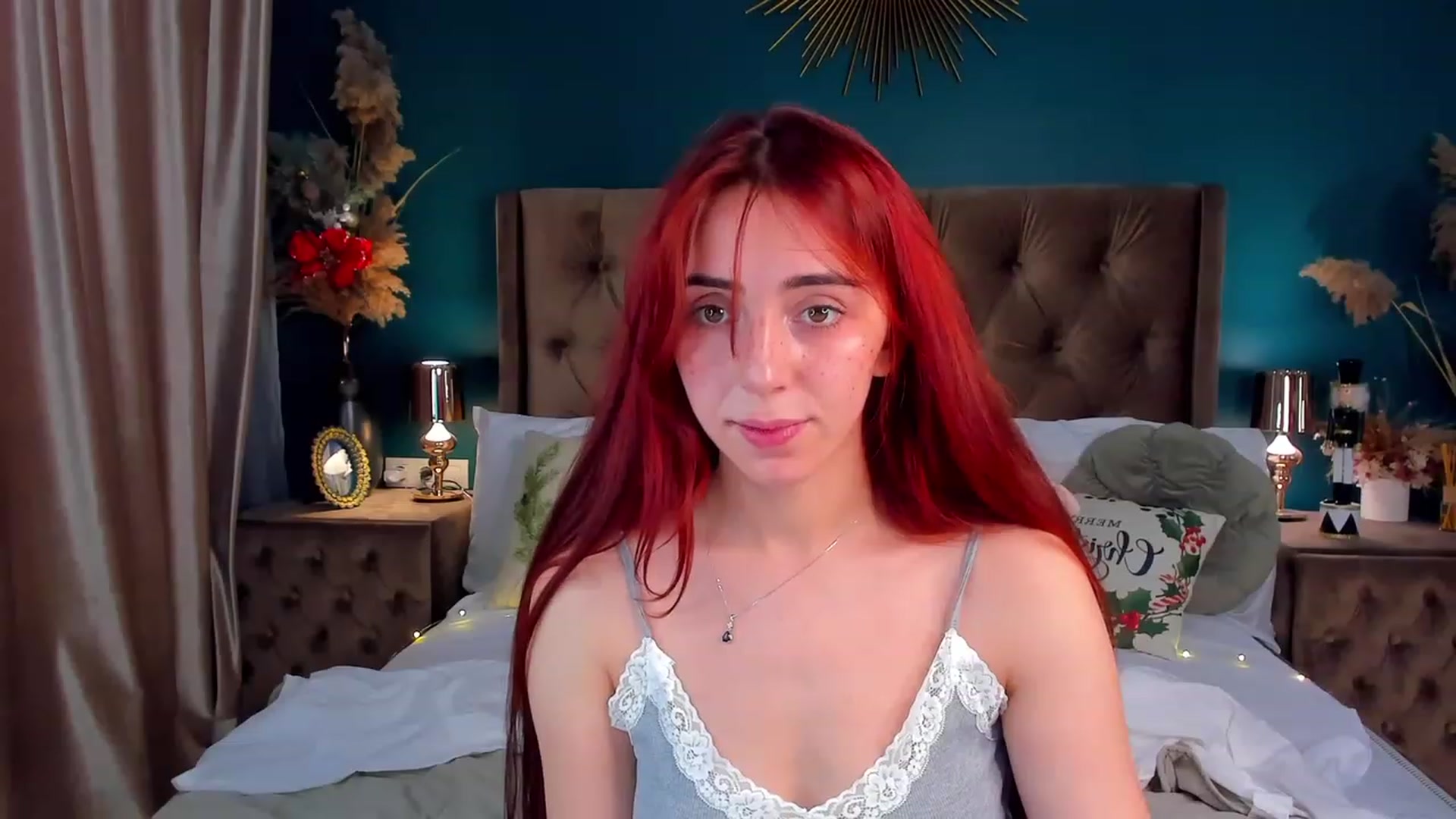 Gallery image thumbnail from ElsaYoung's myfreecams stream on, 12/27/2023, 07:19 image 13 of 20