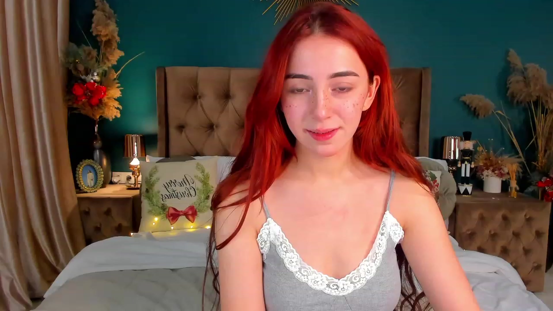 Gallery image thumbnail from ElsaYoung's myfreecams stream on, 12/29/2023, 13:17 image 6 of 20