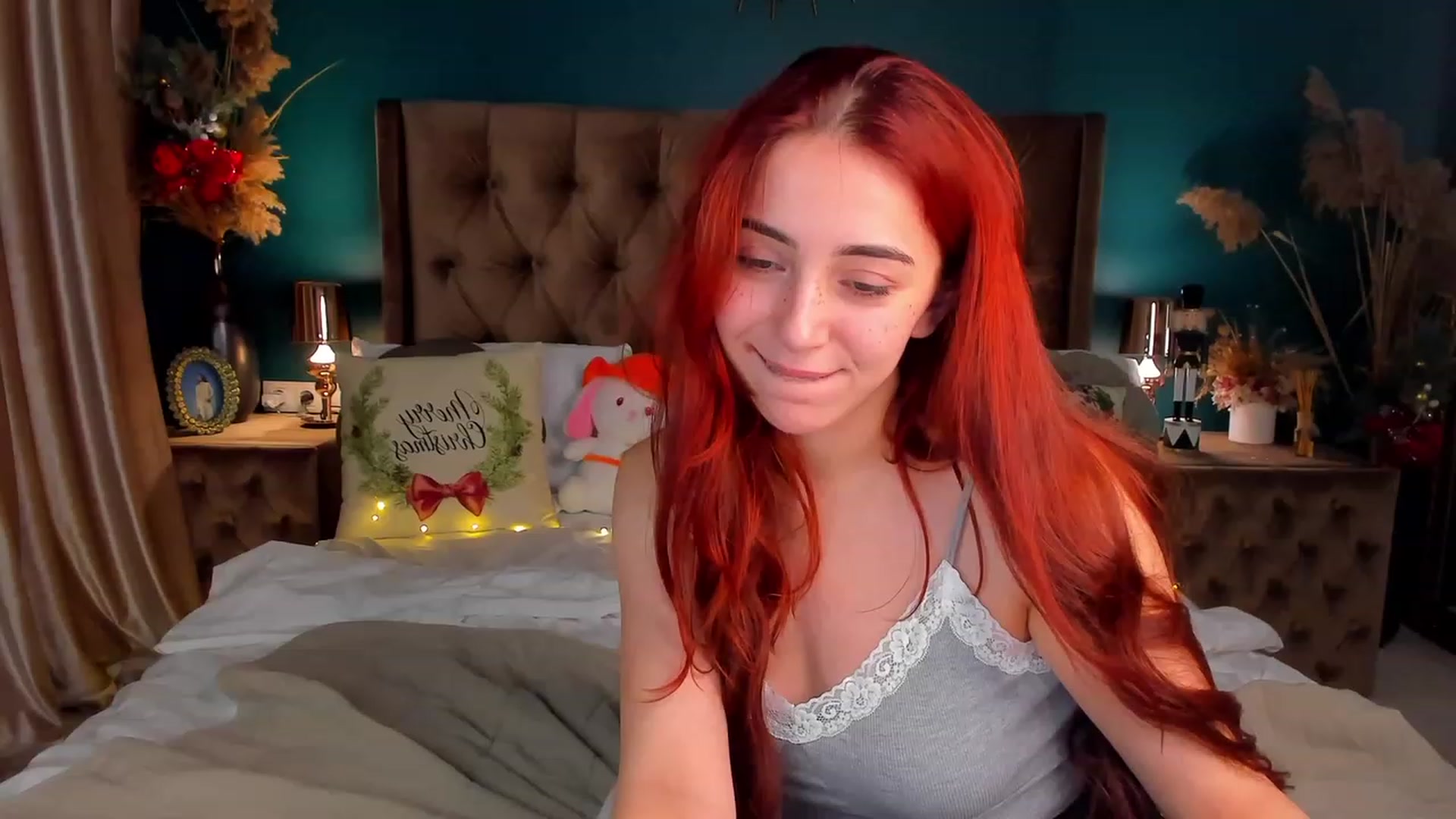 Gallery image thumbnail from ElsaYoung's myfreecams stream on, 12/29/2023, 17:35 image 15 of 20