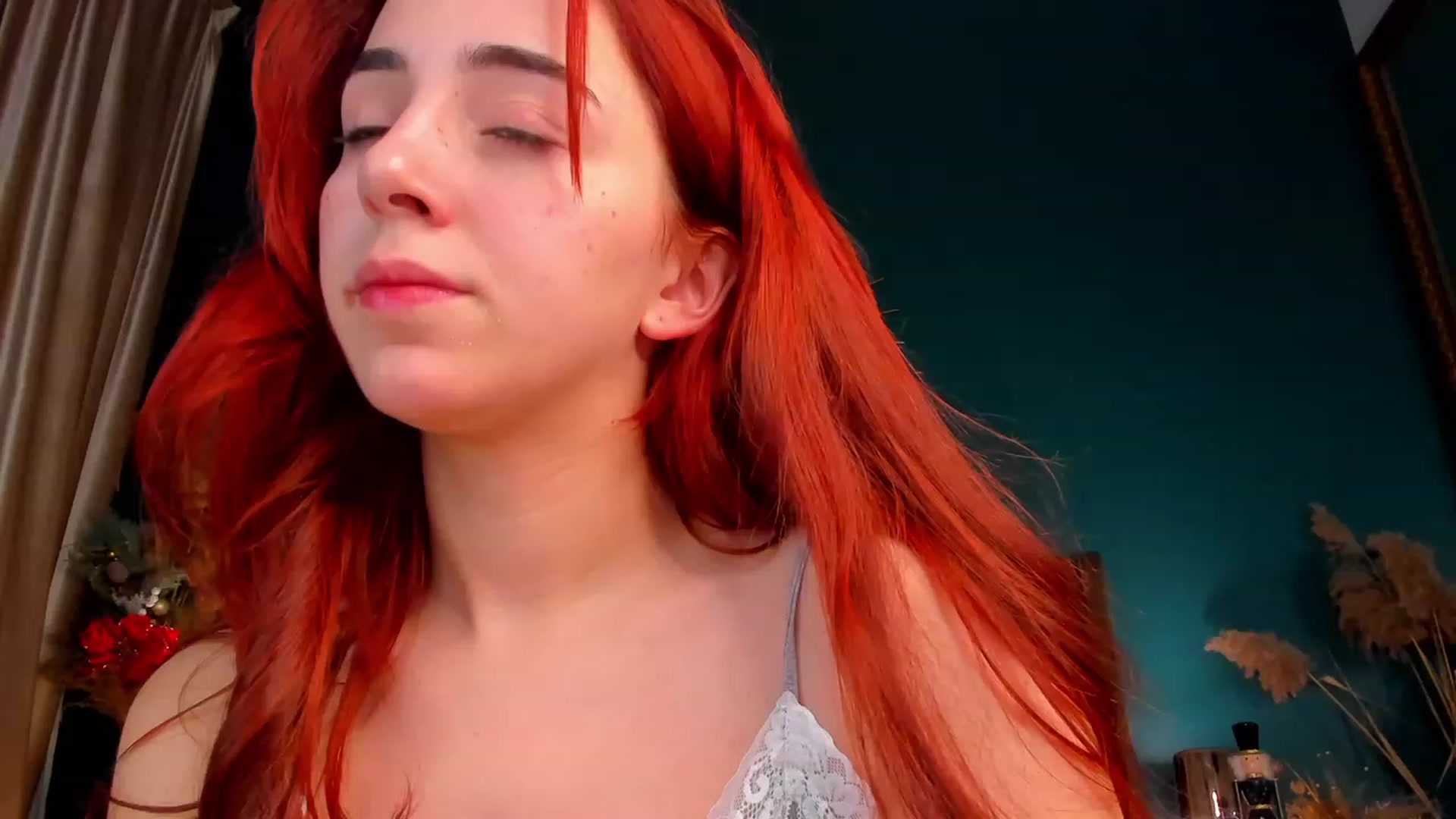 Gallery image thumbnail from ElsaYoung's myfreecams stream on, 12/29/2023, 19:50 image 19 of 20