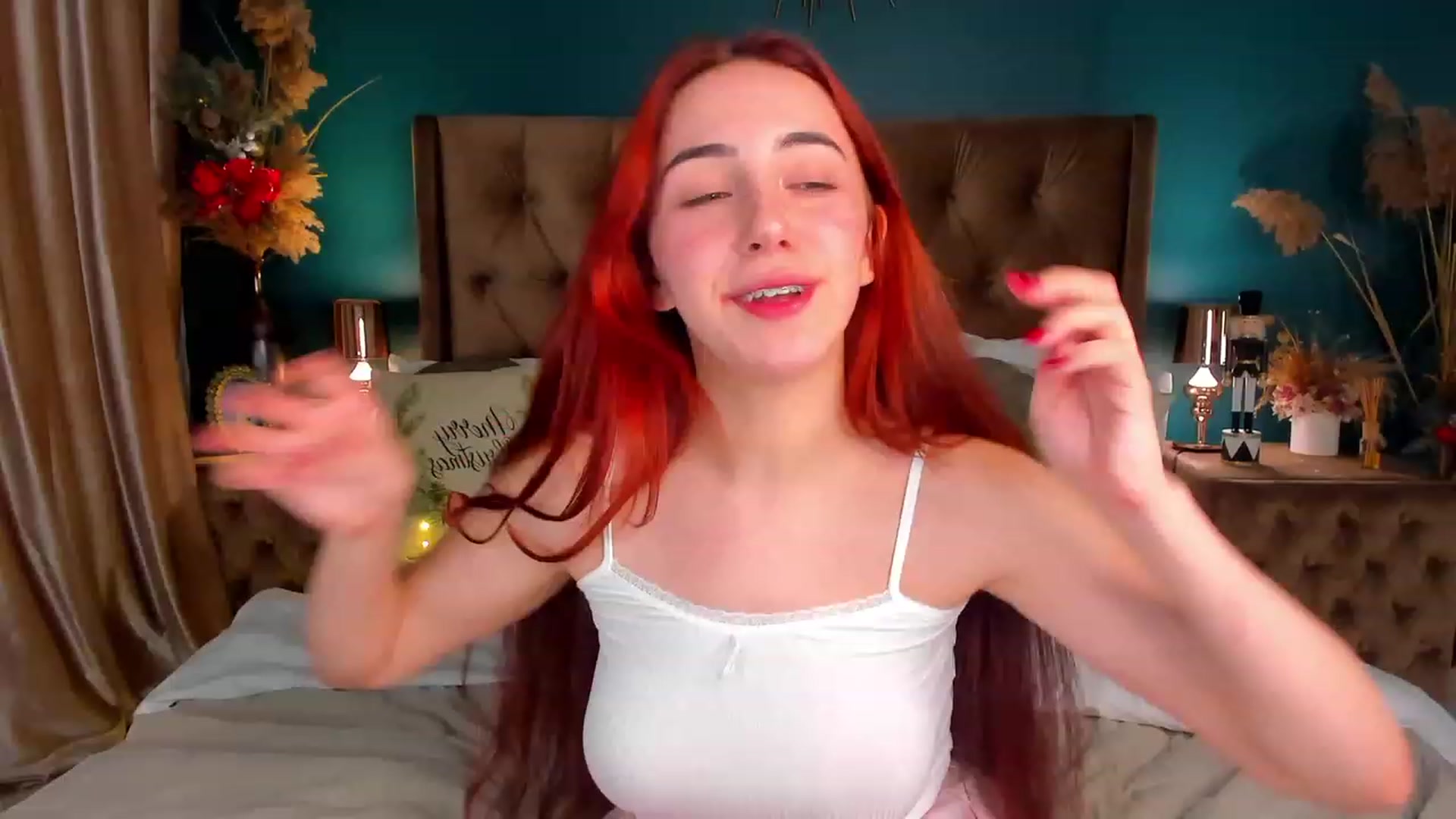 Gallery image thumbnail from ElsaYoung's myfreecams stream on, 12/30/2023, 05:51 image 8 of 20