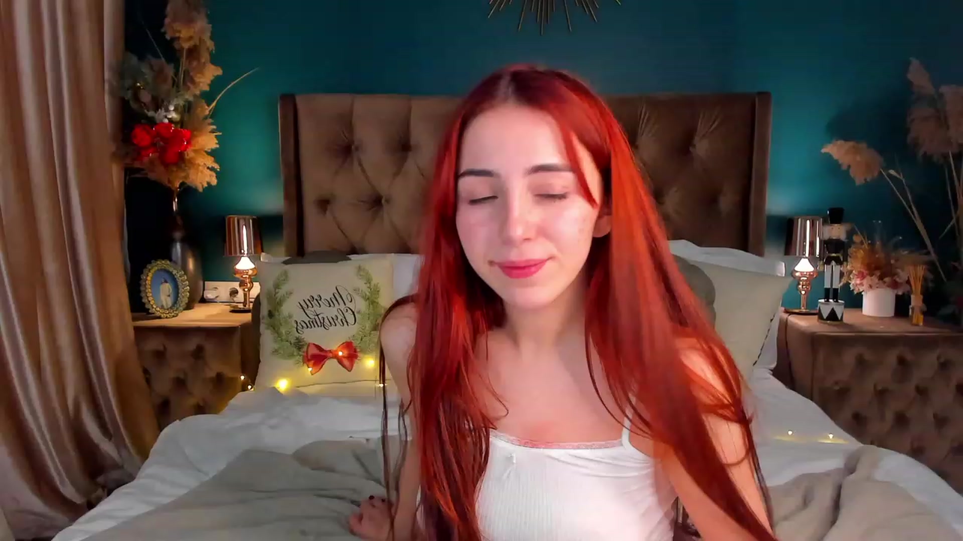 Gallery image thumbnail from ElsaYoung's myfreecams stream on, 12/30/2023, 11:54 image 17 of 20