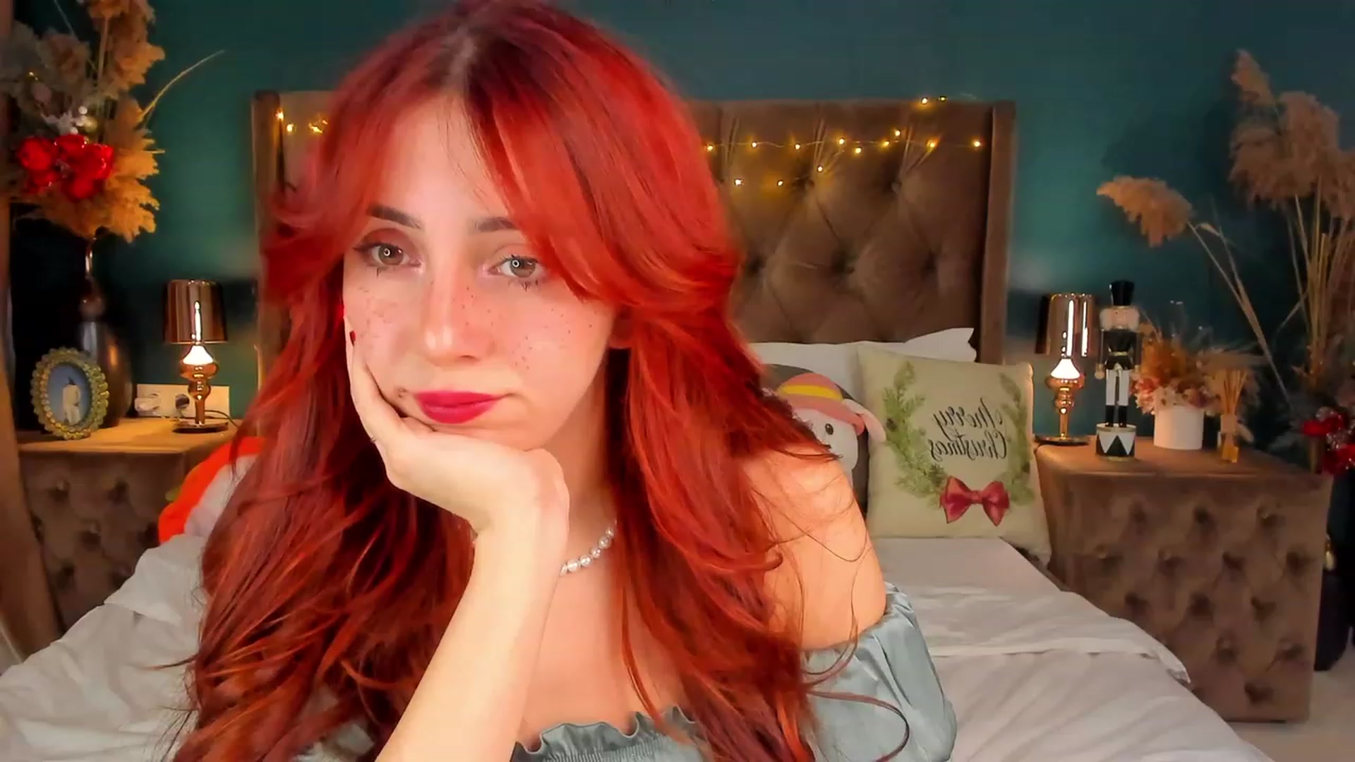 Gallery image thumbnail from ElsaYoung's myfreecams stream on, 12/31/2023, 21:22 image 2 of 20