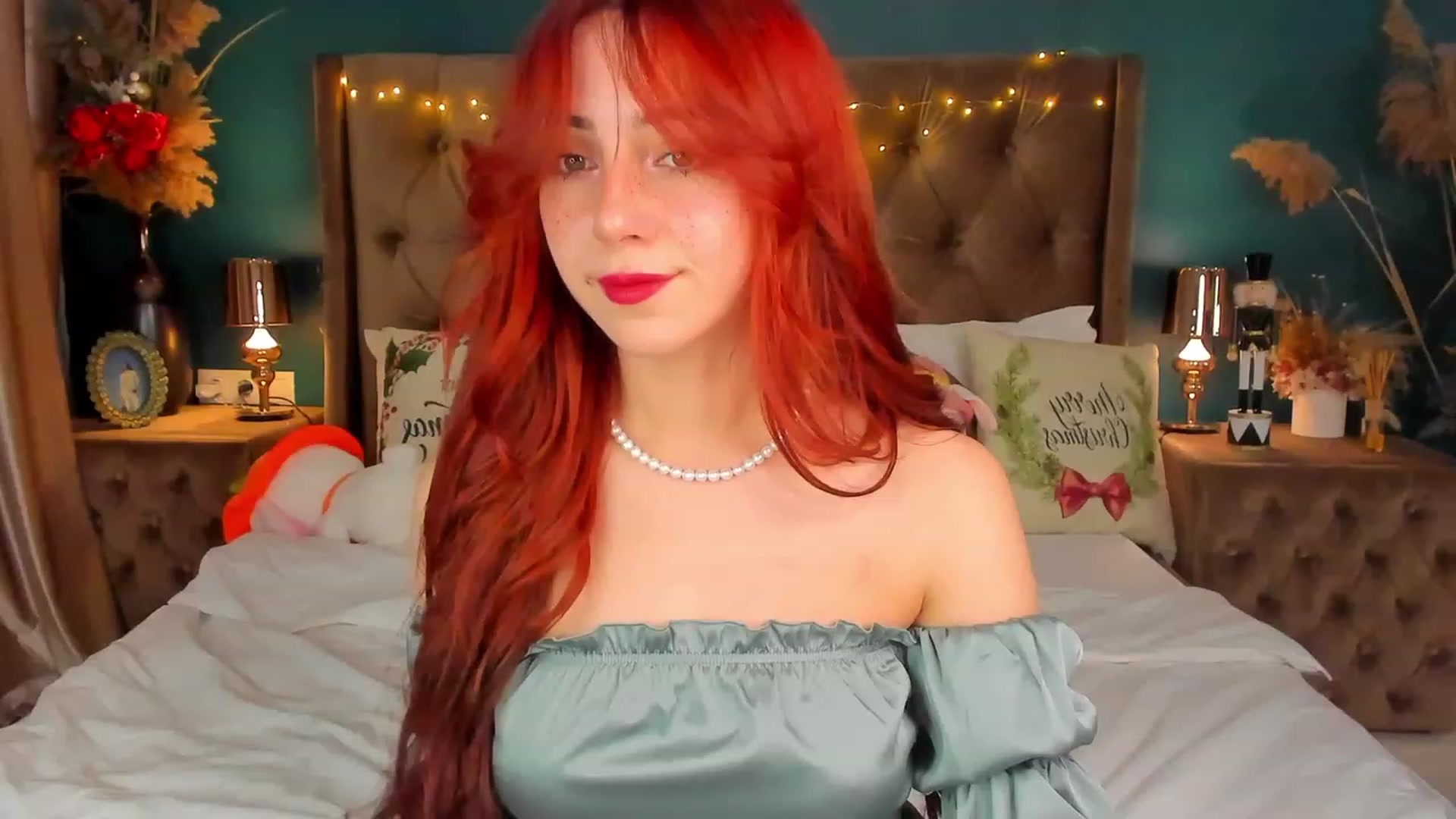 Gallery image thumbnail from ElsaYoung's myfreecams stream on, 12/31/2023, 21:22 image 5 of 20