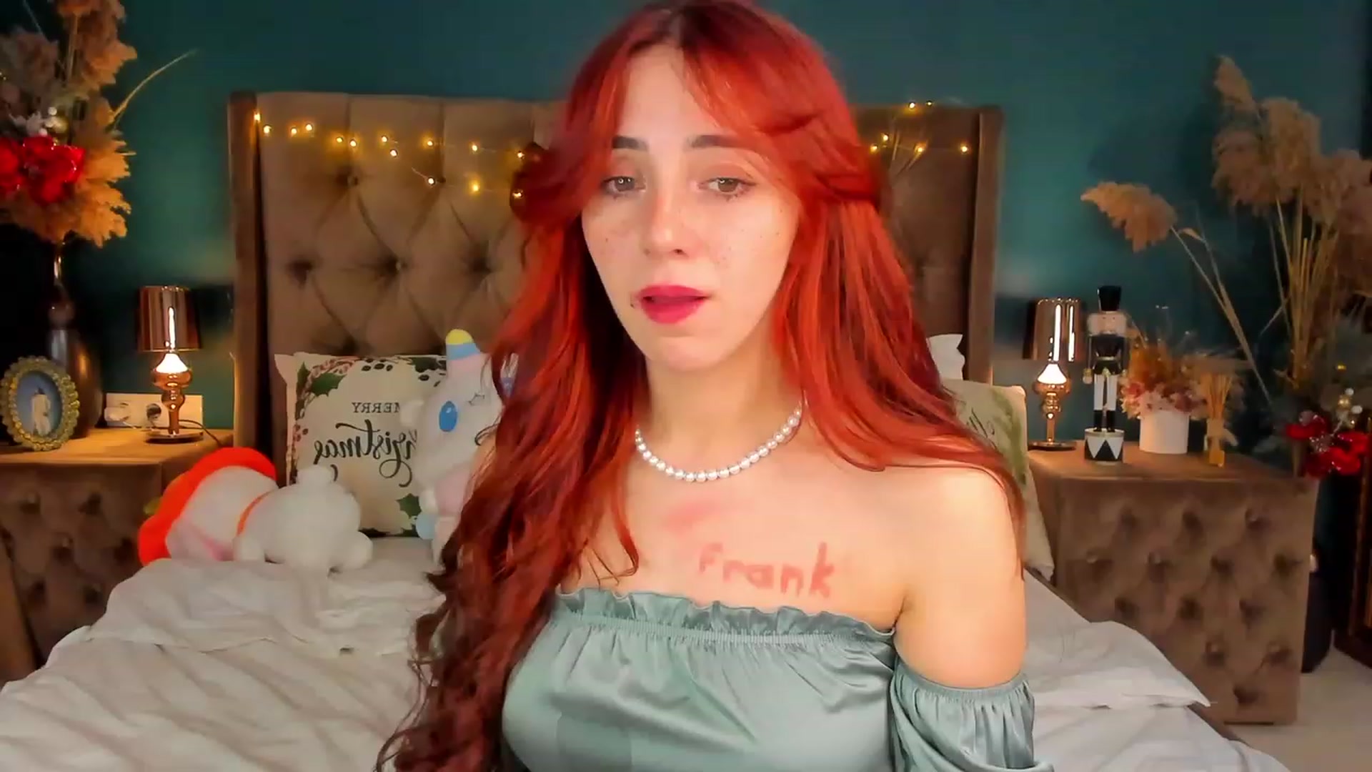 Gallery image thumbnail from ElsaYoung's myfreecams stream on, 12/31/2023, 22:12 image 18 of 20
