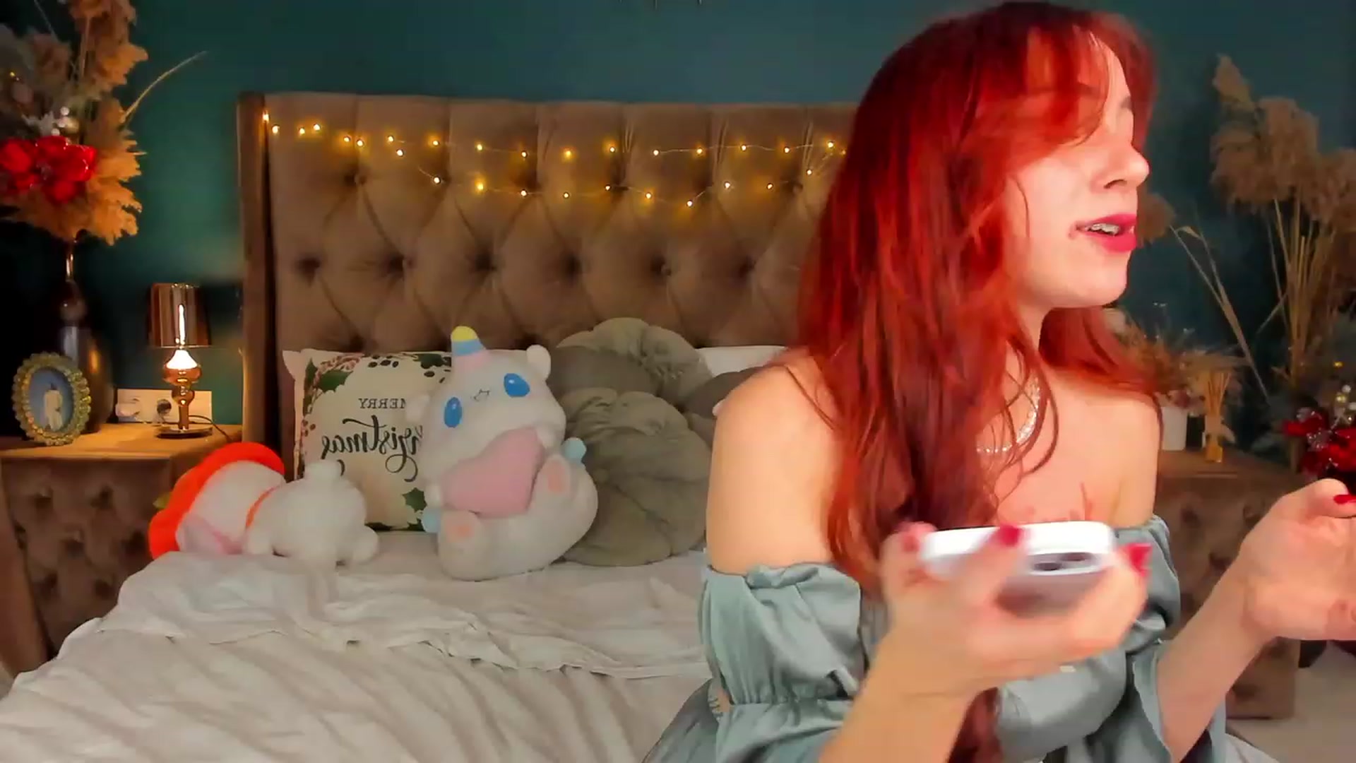 Gallery image thumbnail from ElsaYoung's myfreecams stream on, 12/31/2023, 22:12 image 13 of 20